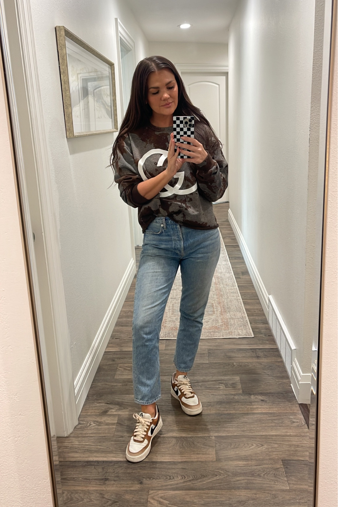 OOTD
-
Agolde Riley Jeans 
Nike Air Force Ones 




#LTKshoecrush #LTKstyletip