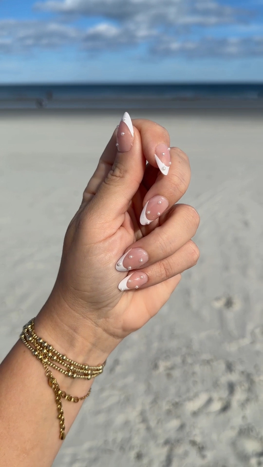 Valentine’s press-on nails 😍🥰 #glamnetic #pressonnails #valentinesdaynails #februarynails

#LTKBeauty