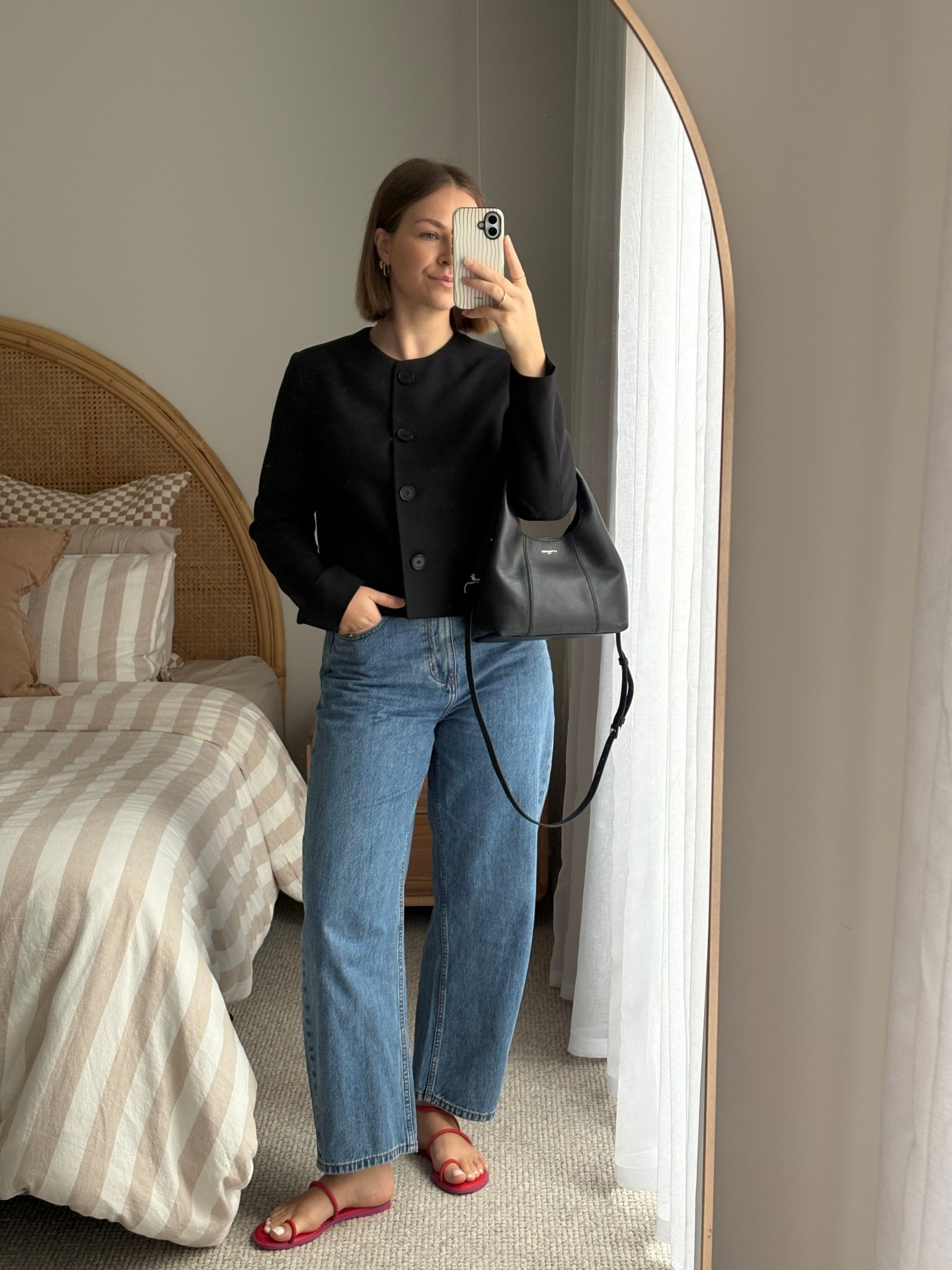 Jeans here are feather and noise but have linked similar vibe
Shoes are havi’s but they don’t sell them in Aus. Have linked similar vibe Shoes