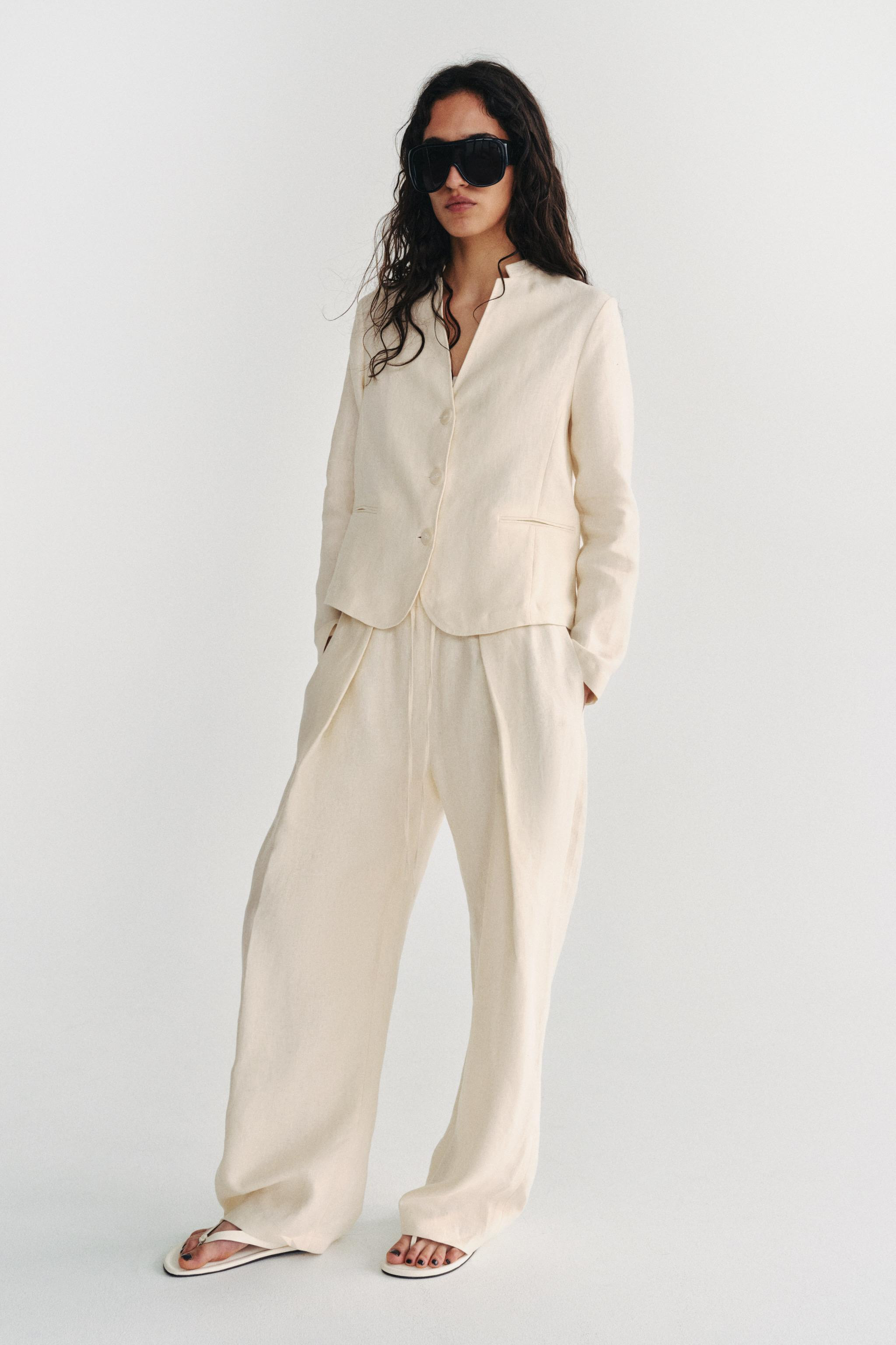 ZARA WOMAN COLLECTIONPants made from linen yarn. Mid-rise with an adjustable drawstring waist. Hi... | Zara US