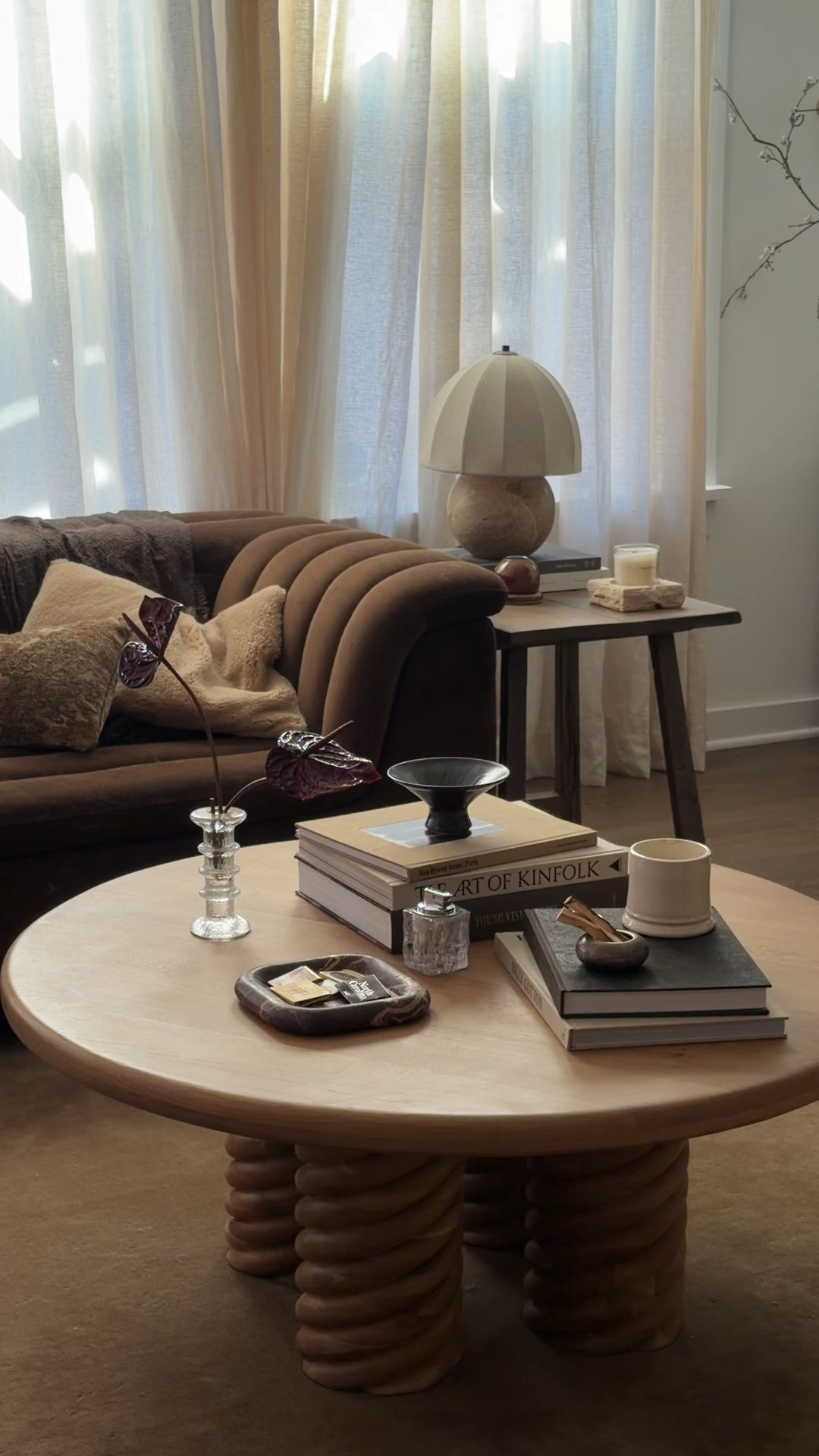 ON SALE: coffee table, side table & lamp

#LTKHome