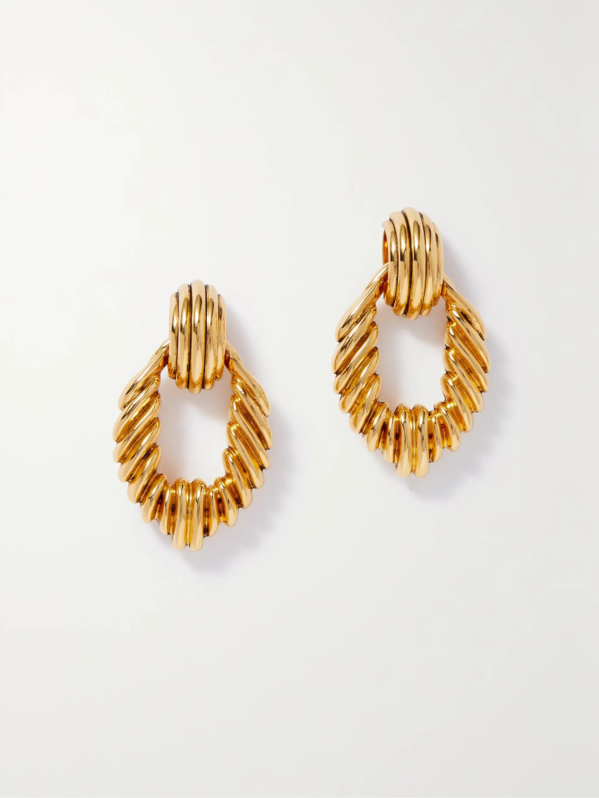 Link oversized gold-tone clip earrings | NET-A-PORTER (US)