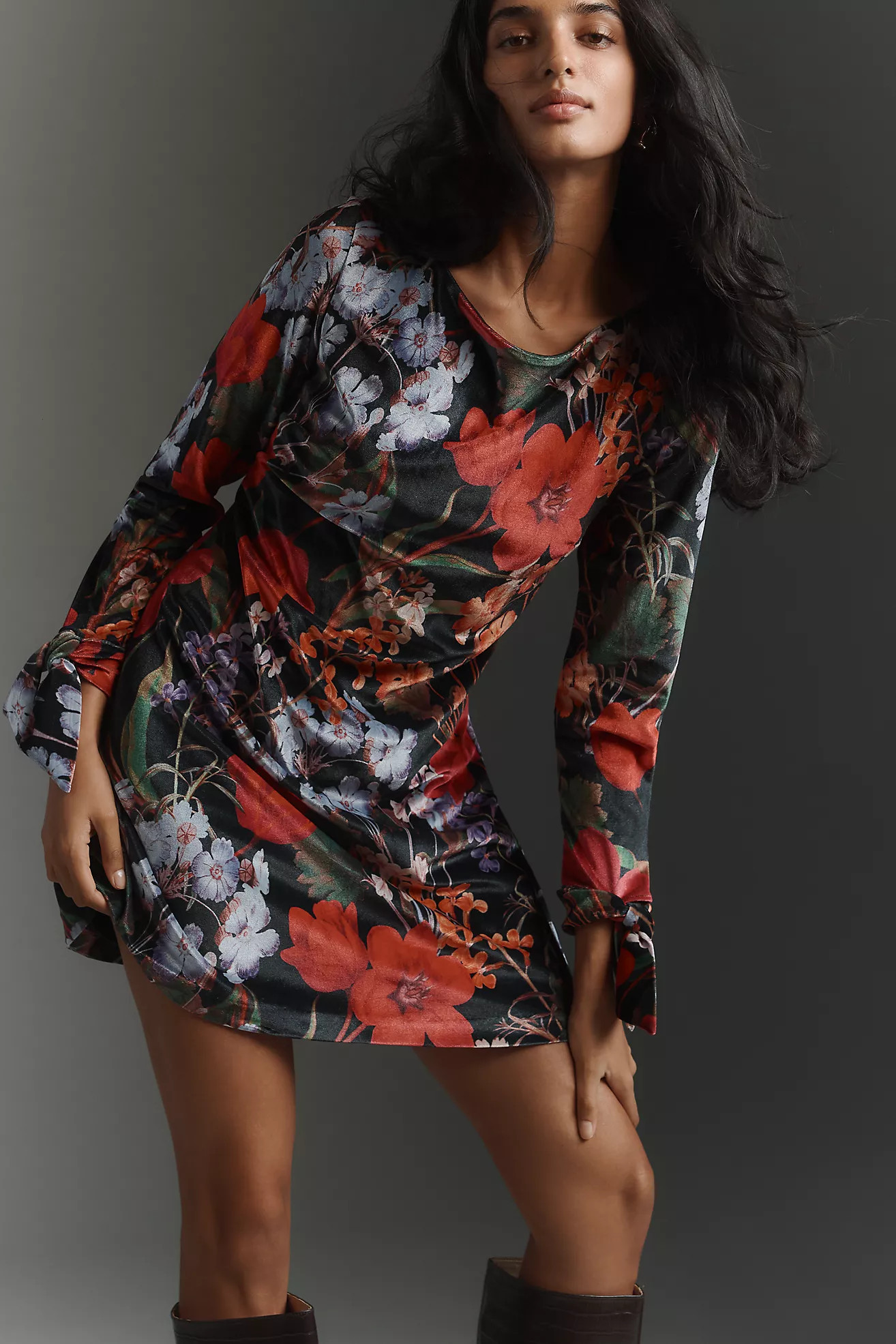 Hutch Shelby Long-Sleeve Velvet Shift Dress | Anthropologie (US)