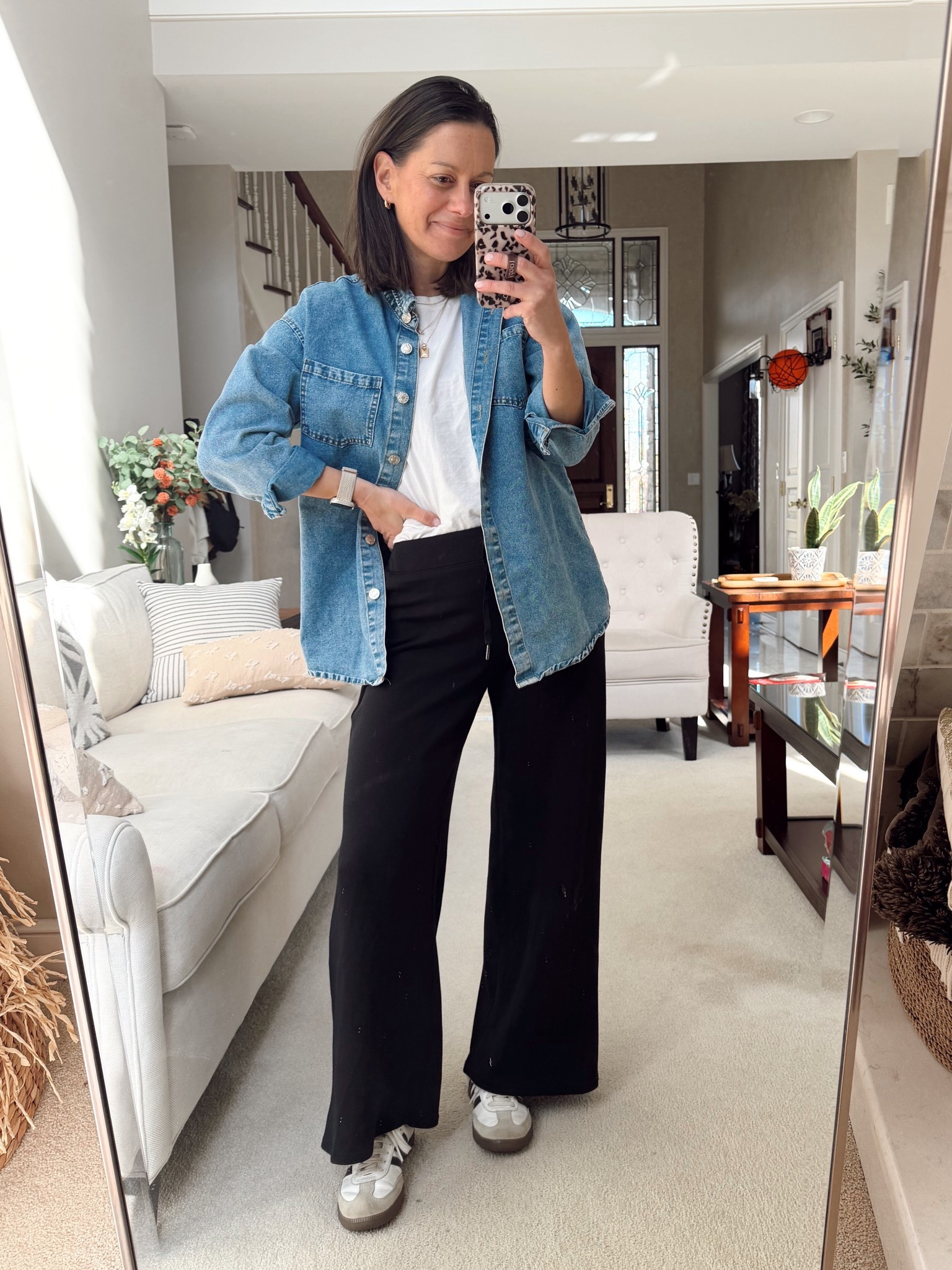 Mom outfit of the day!

Jean short runs true to size for N oversized fit. Pants run true to size - I’m in the petite length.

#LTKmomlife #LTKOver40 #LTKootd