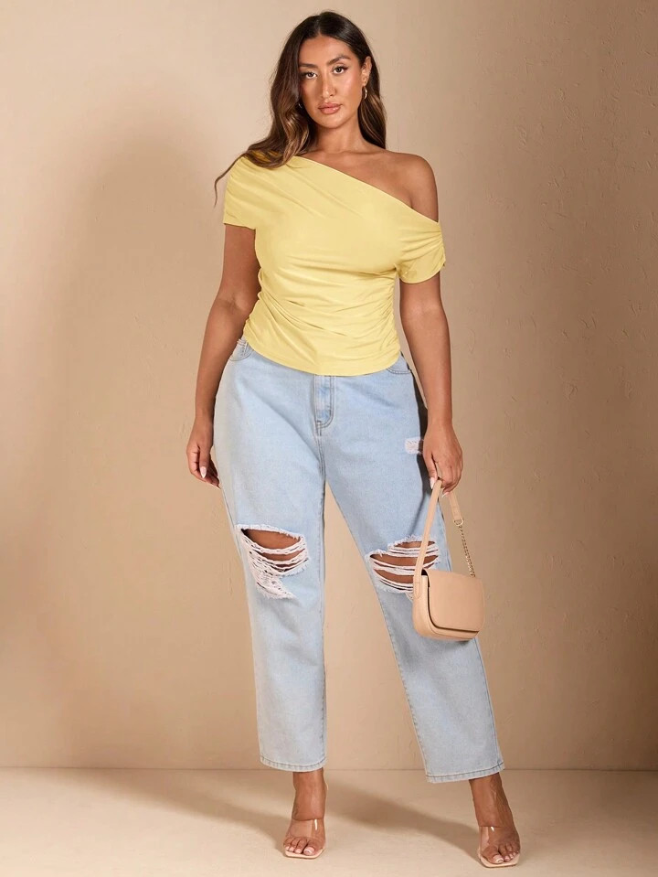 SHEIN BAE Plus Size Women's Off-Shoulder Black Short Sleeve T-Shirt Plus Size Women's Clothing, C... | SHEIN