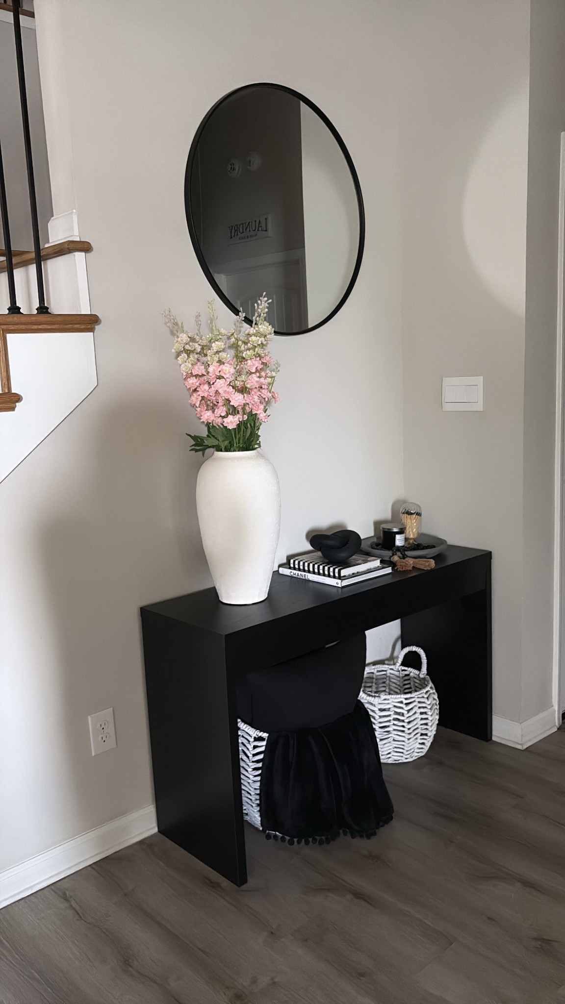 Console Table Styling..🤍

#LTKHome #LTKStyleTip