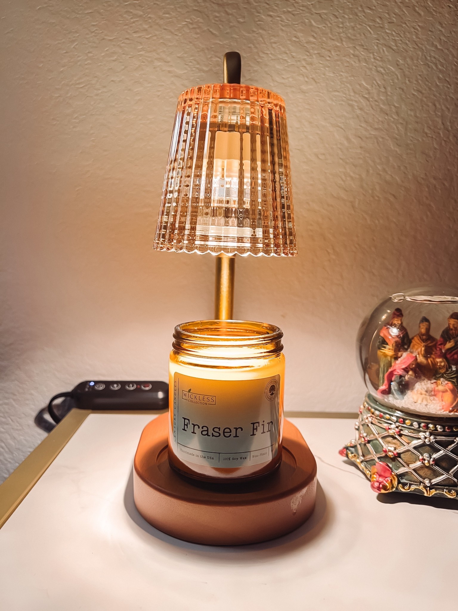 Amazon Candle warmer: Triple Timer control and control scent strength. It fills up my entire home! Pet friendly 
Fraser Fir 100% Non toxic soy wax candle for candle warmer lamp. It smells so good like a fresh cut Christmas tree! 🎄 🌲 