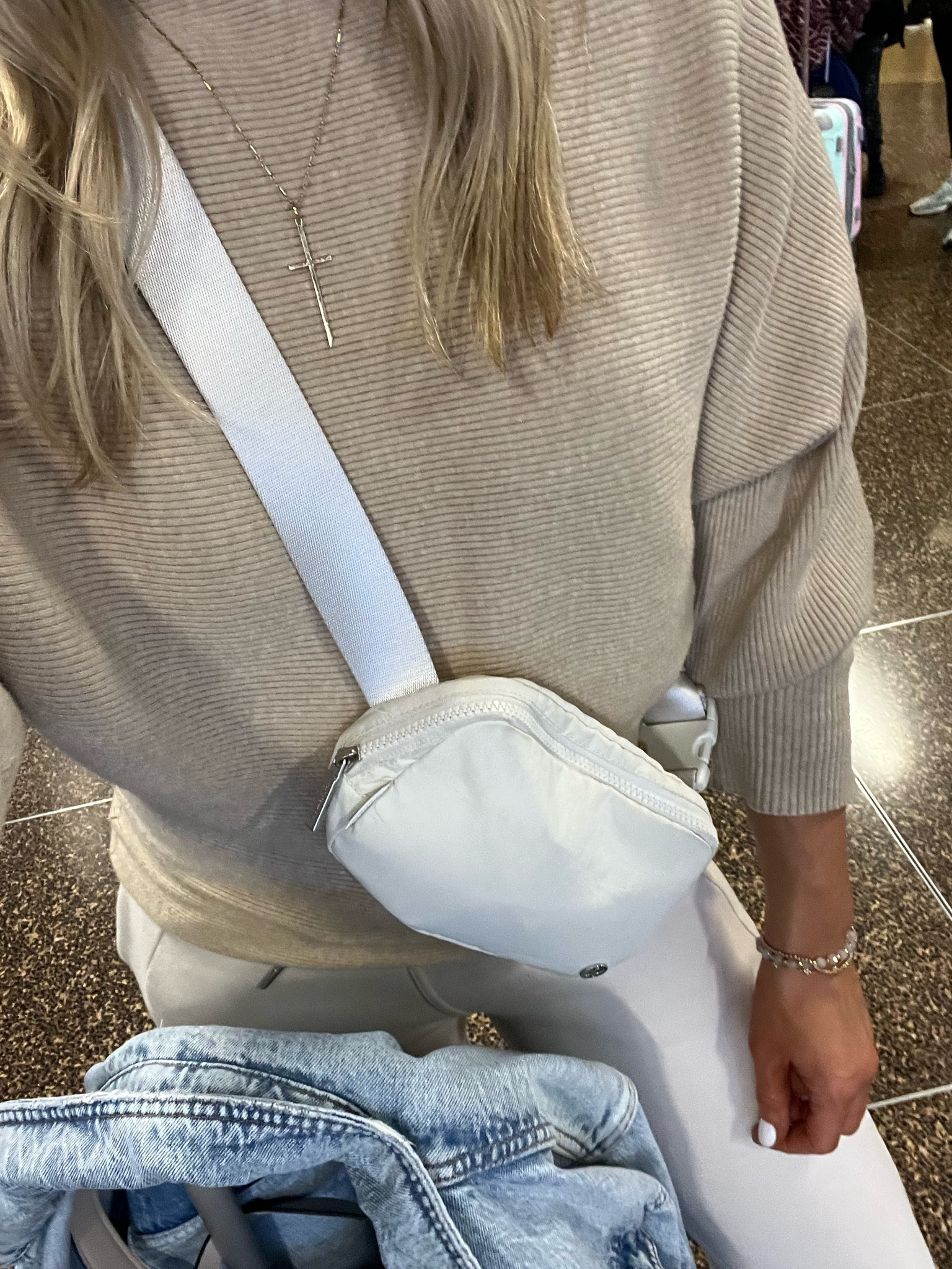 Travel outfit. This sweater is so soft and looks good with jeans, leggings and joggers. Under $50 and comes in a few colors 

#LTKtravel #LTKstyletip #LTKunder50