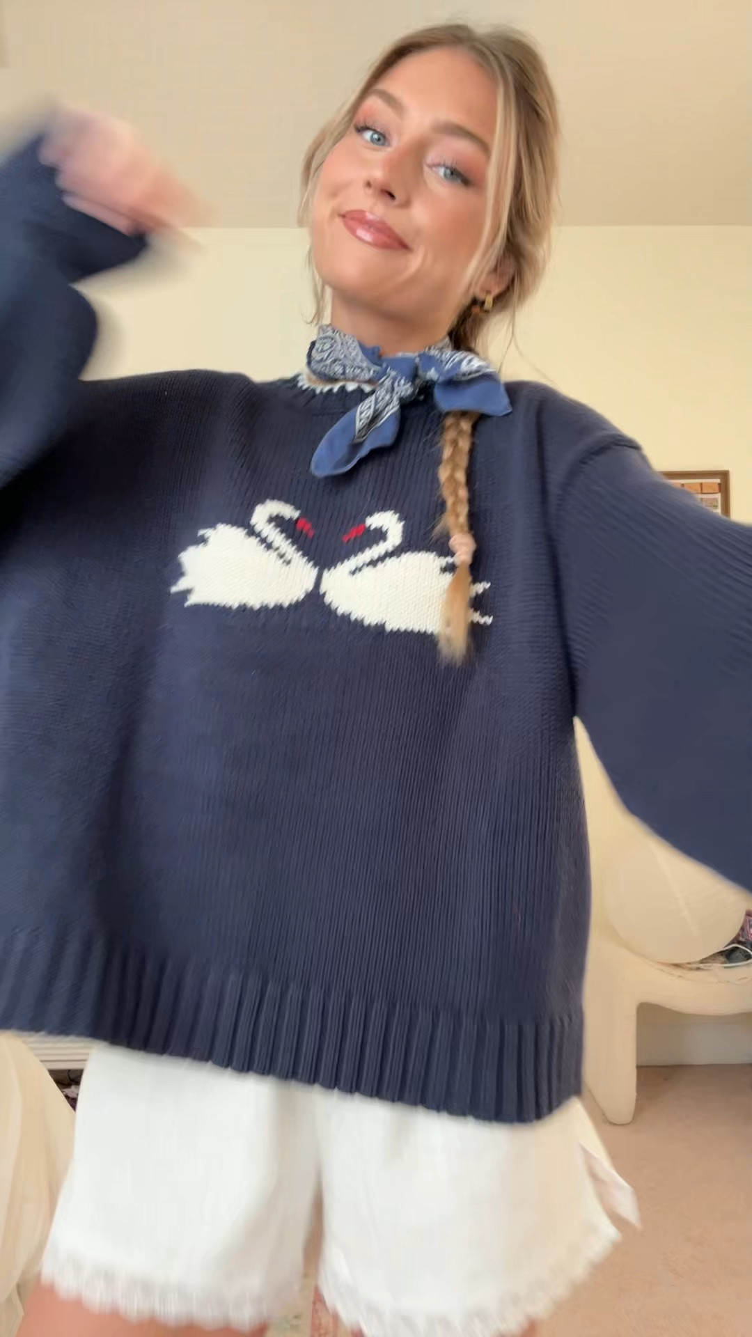 swan sweater 🦢

#LTKStyleTip #LTKFindsUnder100 #LTKSeasonal