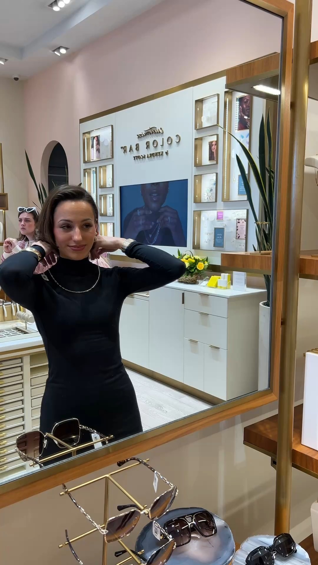 Shop the Markie necklace and bracelett

#LTKootd #LTKWorkwear #LTKValentine