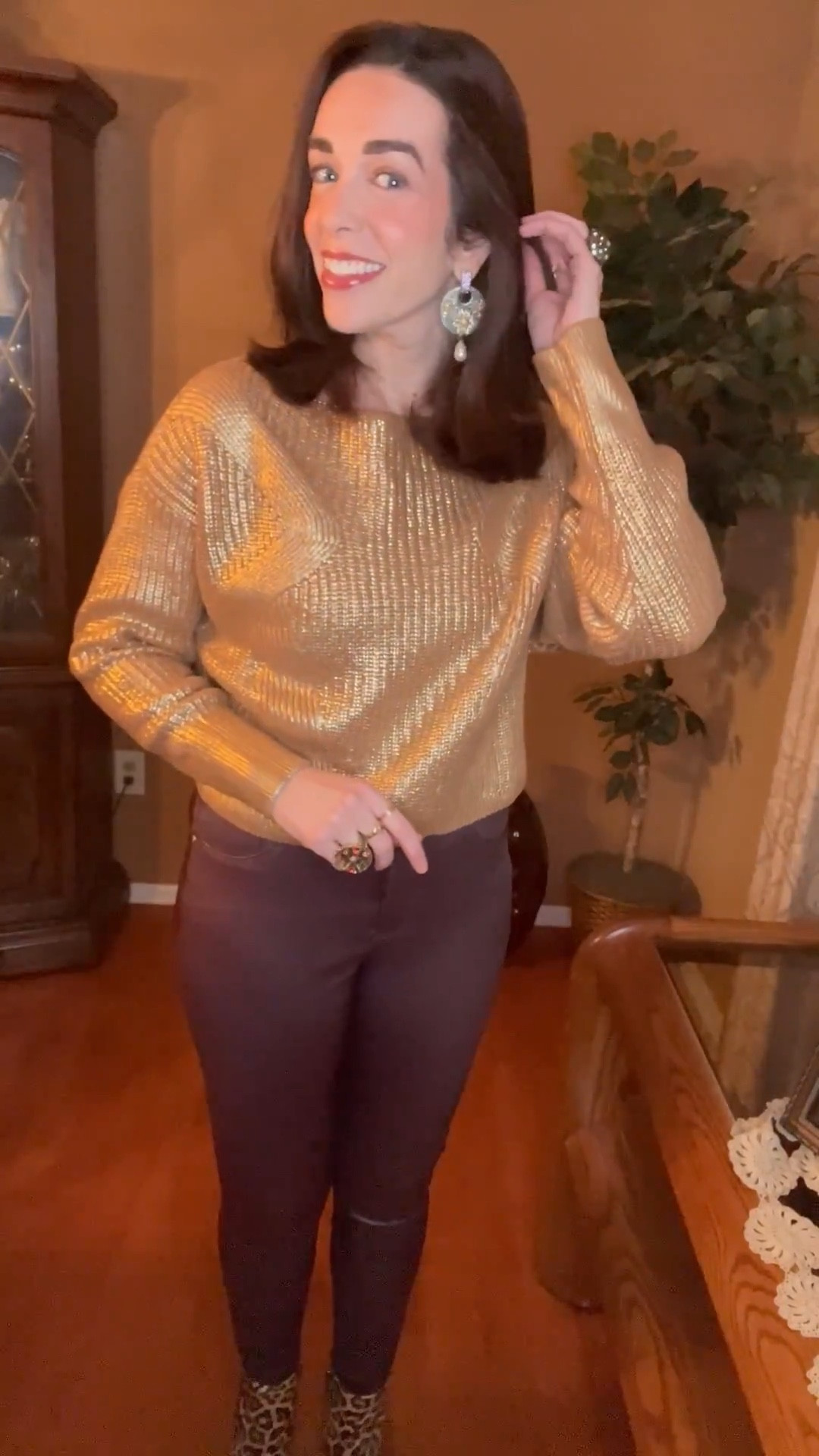 Gold foil cropped sweater (small). Purple coated skinny jeans (4). Leopard boots (8.5). #sweater #sweaters #goldsweater #croppedsweater #jeans #skinnyjeans #purplecoatedjeans 
#boots #leopardboots #goldfoilsweater Date Night 

#LTKFindsUnder100 #LTKSeasonal #LTKStyleTip