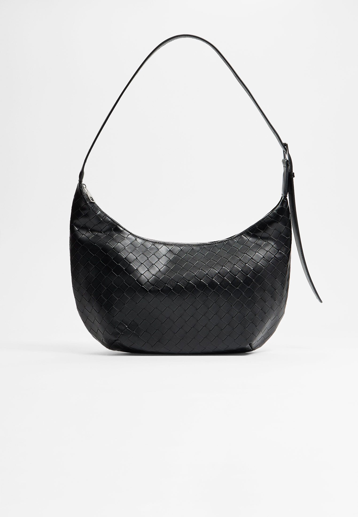 Woven crossbody bag | Stradivarius (UK)