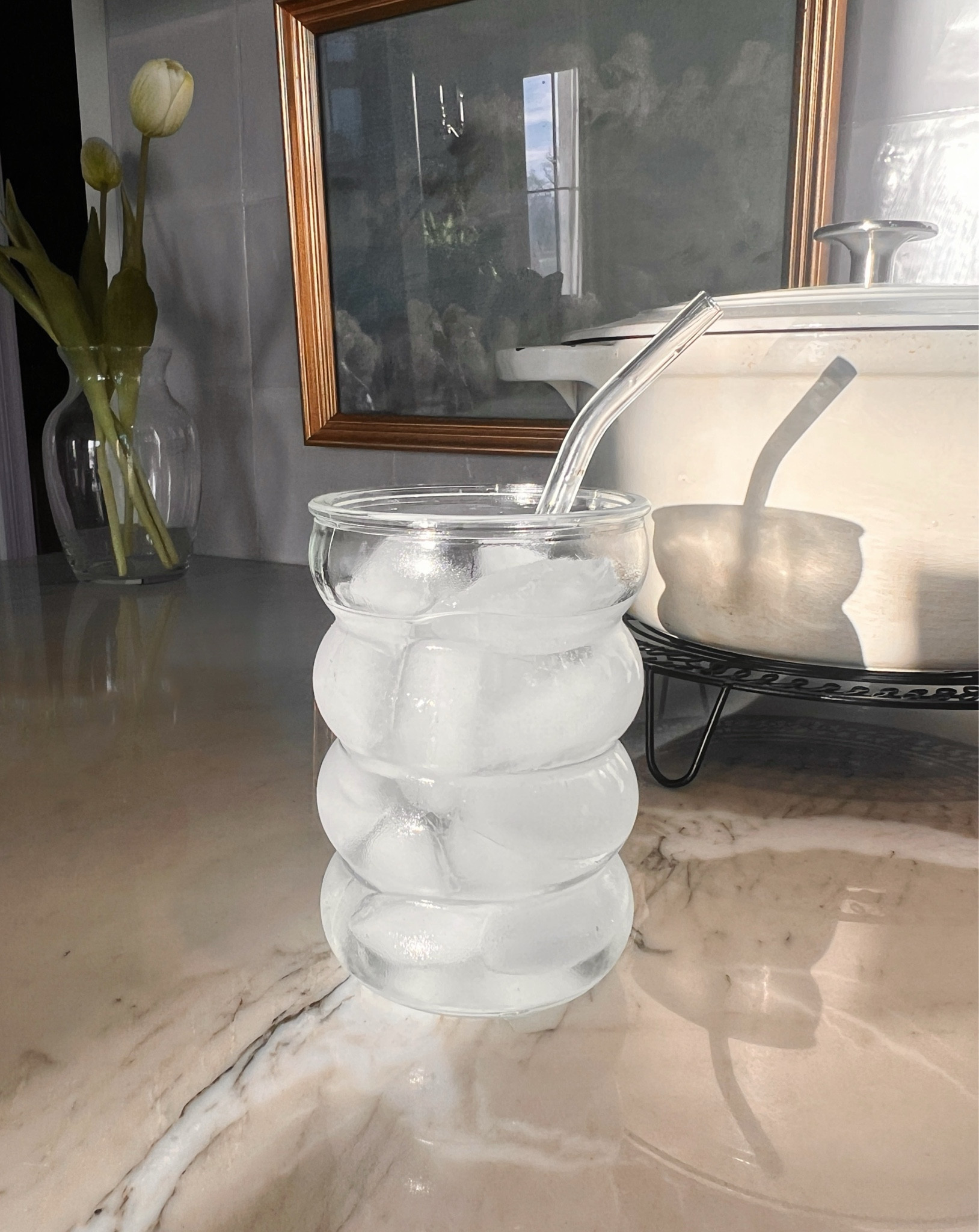 Current favorite glass + straw duo! 🧊🧊🧊