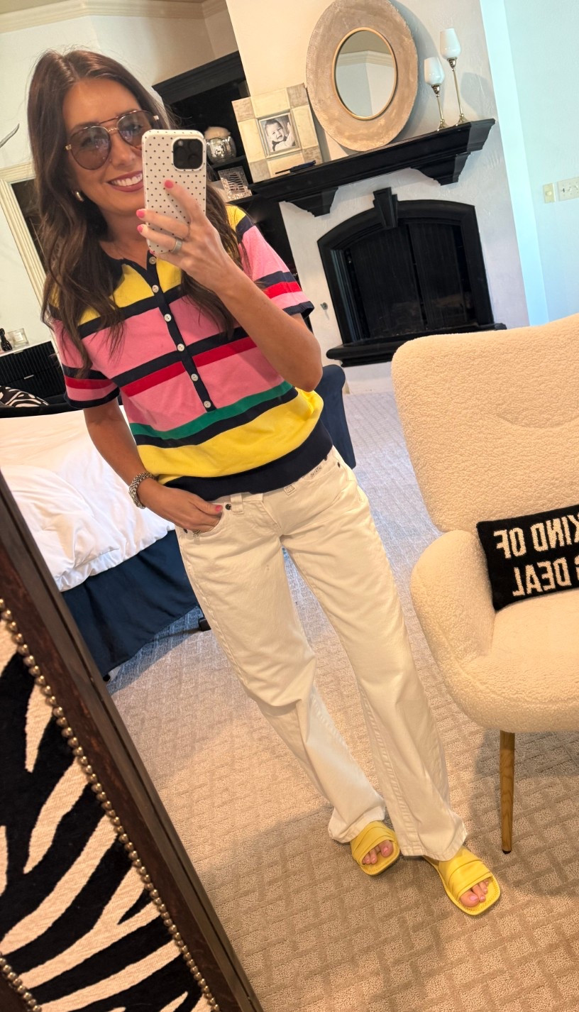 🩷💛❤️💚

Top: small
Jeans: 25

Baggy denim
White denim
Yellow sandals
White jeans
Mom outfit
Casual outfit
Prada
Prada sunglasses
Free people
Free people sandals 

#LTKOver40 #LTKootd #LTKmomlife