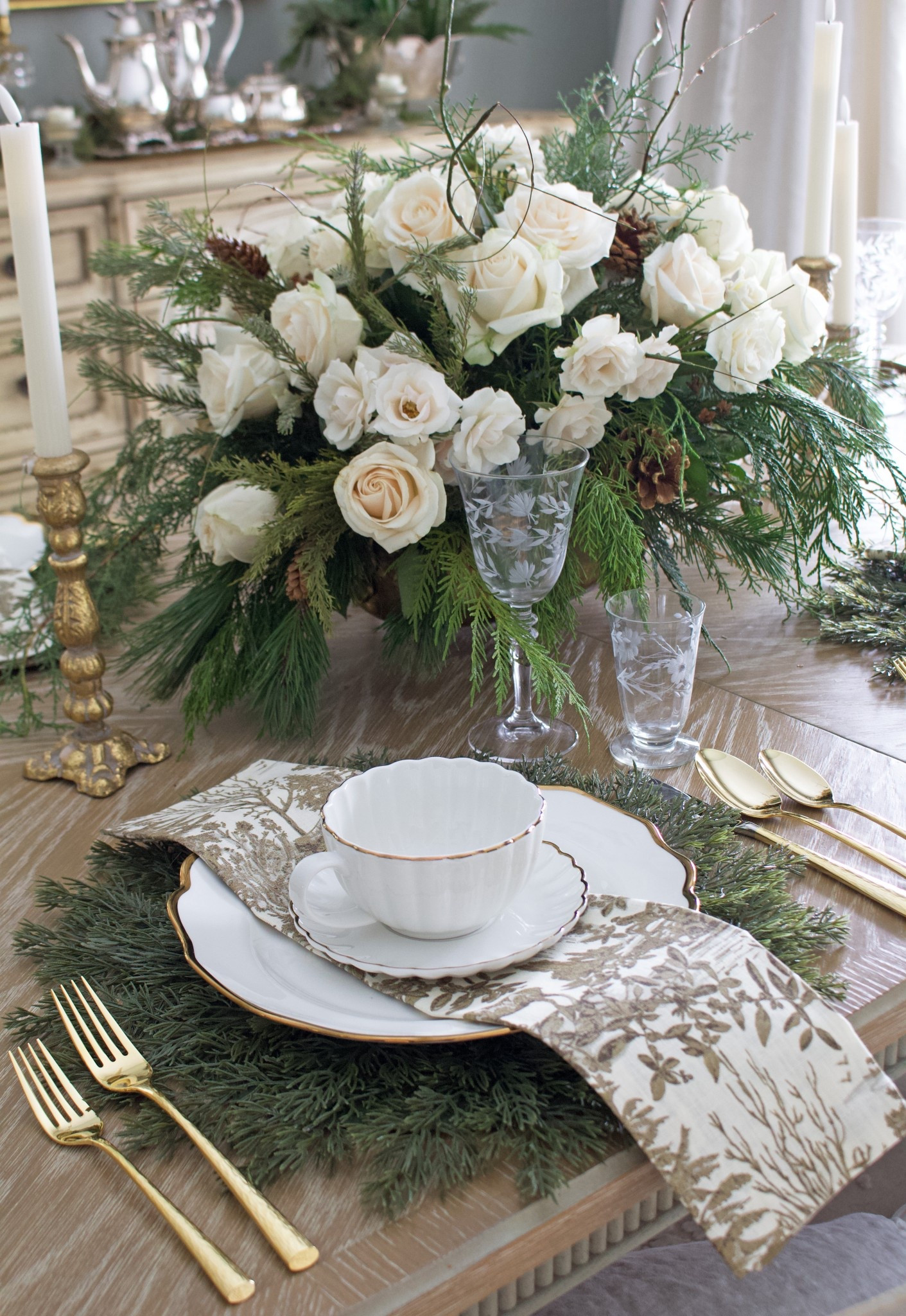 Elegant Christmas tablescape 🌿

#LTKSeasonal #LTKHoliday #LTKHome