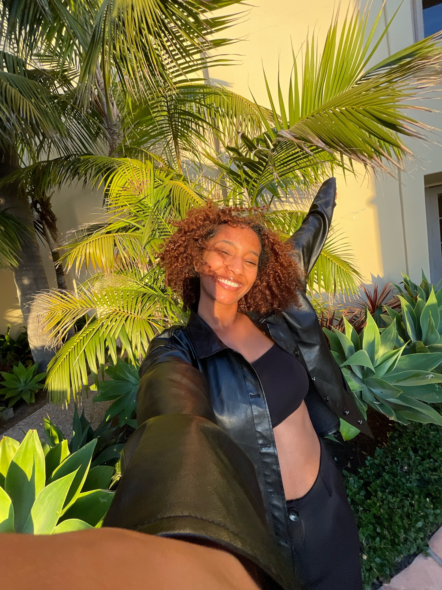 all black outfit 

#LTKFind #LTKfit #LTKSeasonal