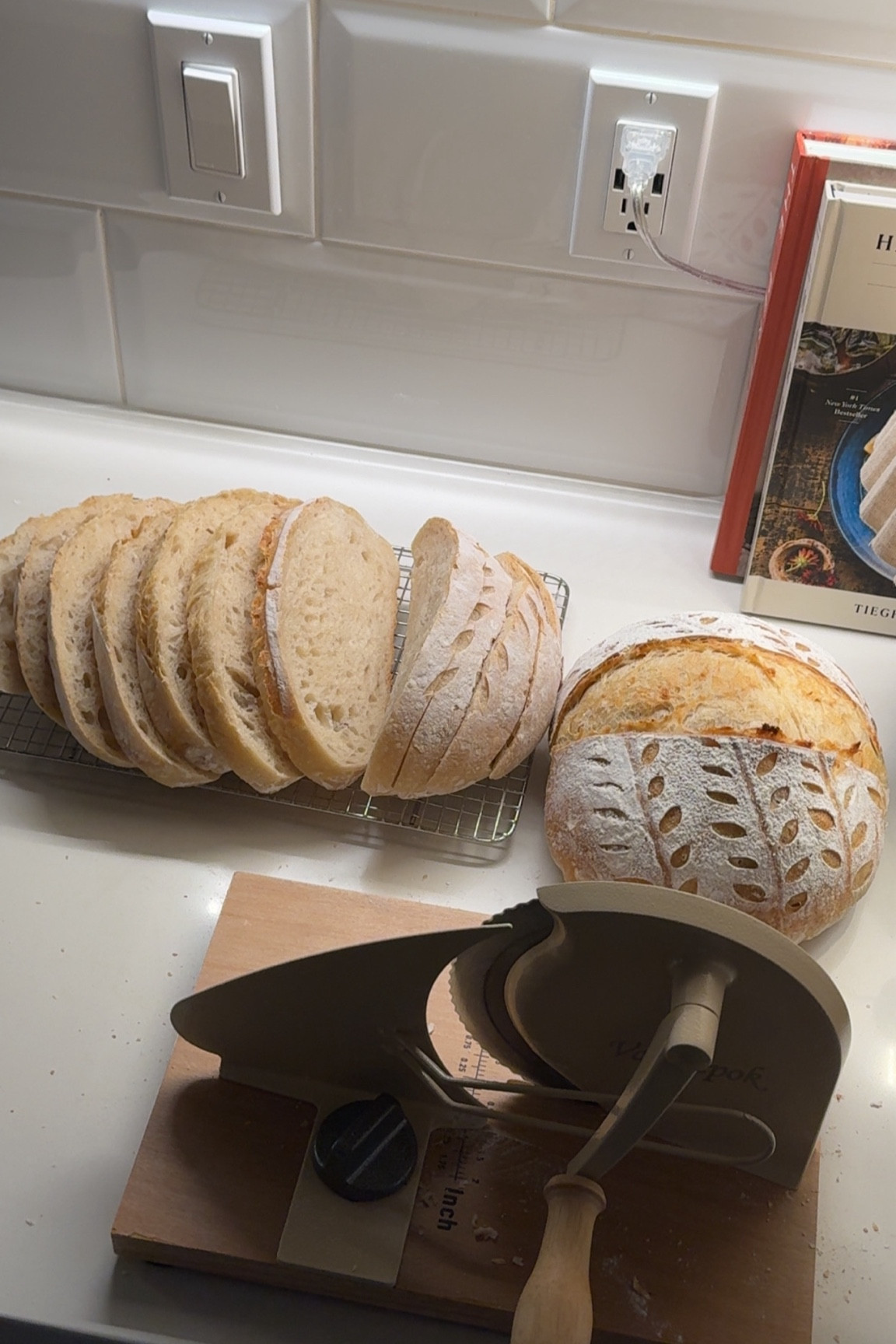 Bread cutter | Bread knife 

#LTKHome