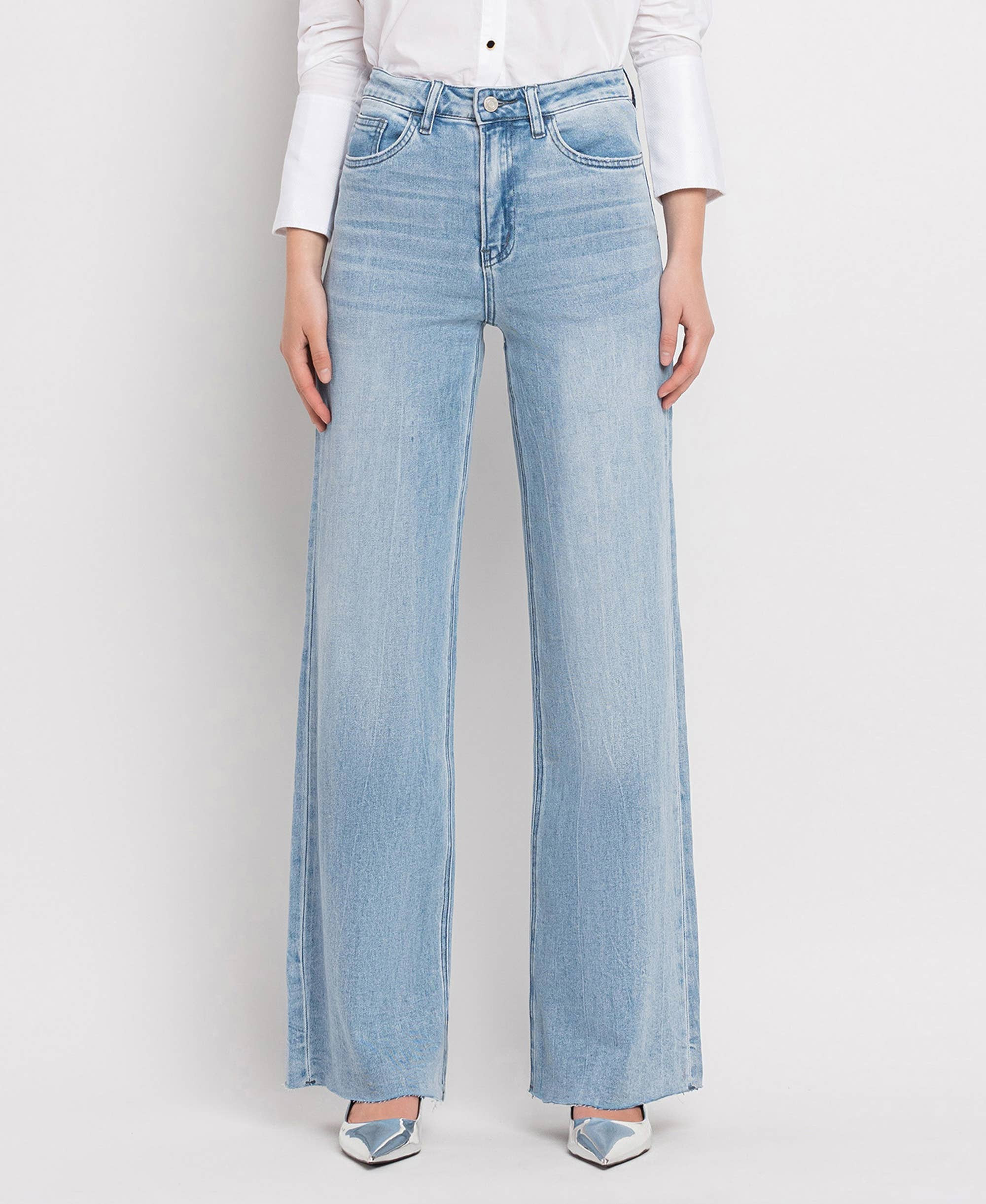 VerVet Wide Leg Jeans (frayed) LIGHT WASH / 32 | Half Tee