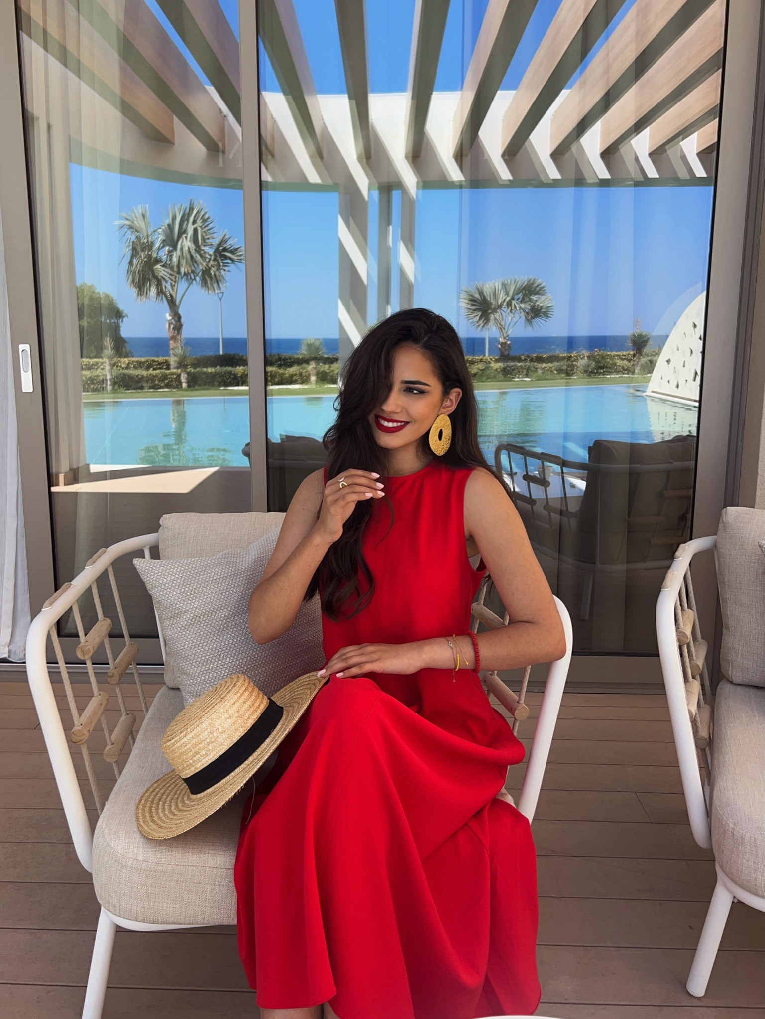 Red dress ❤️

#LTKSeasonal #LTKstyletip #LTKtravel