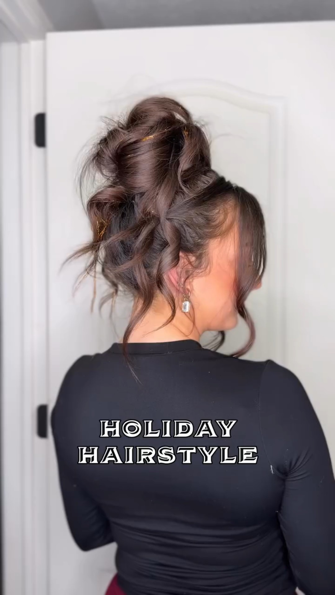 Save for later & follow for more! ✨ This effortless look is a game-changer - a high ponytail turned bun with subtle curls and a few strategically pinned strands. Perfect for the holiday rush! Holiday parties, work events, or Christmas gatherings - this style is perfect! Comment UPDO and I’ll send you the links for everything used here! #hairreel #easyhairstyle #hairstyletutorial #hairstyleidea #hairtutorialvideo