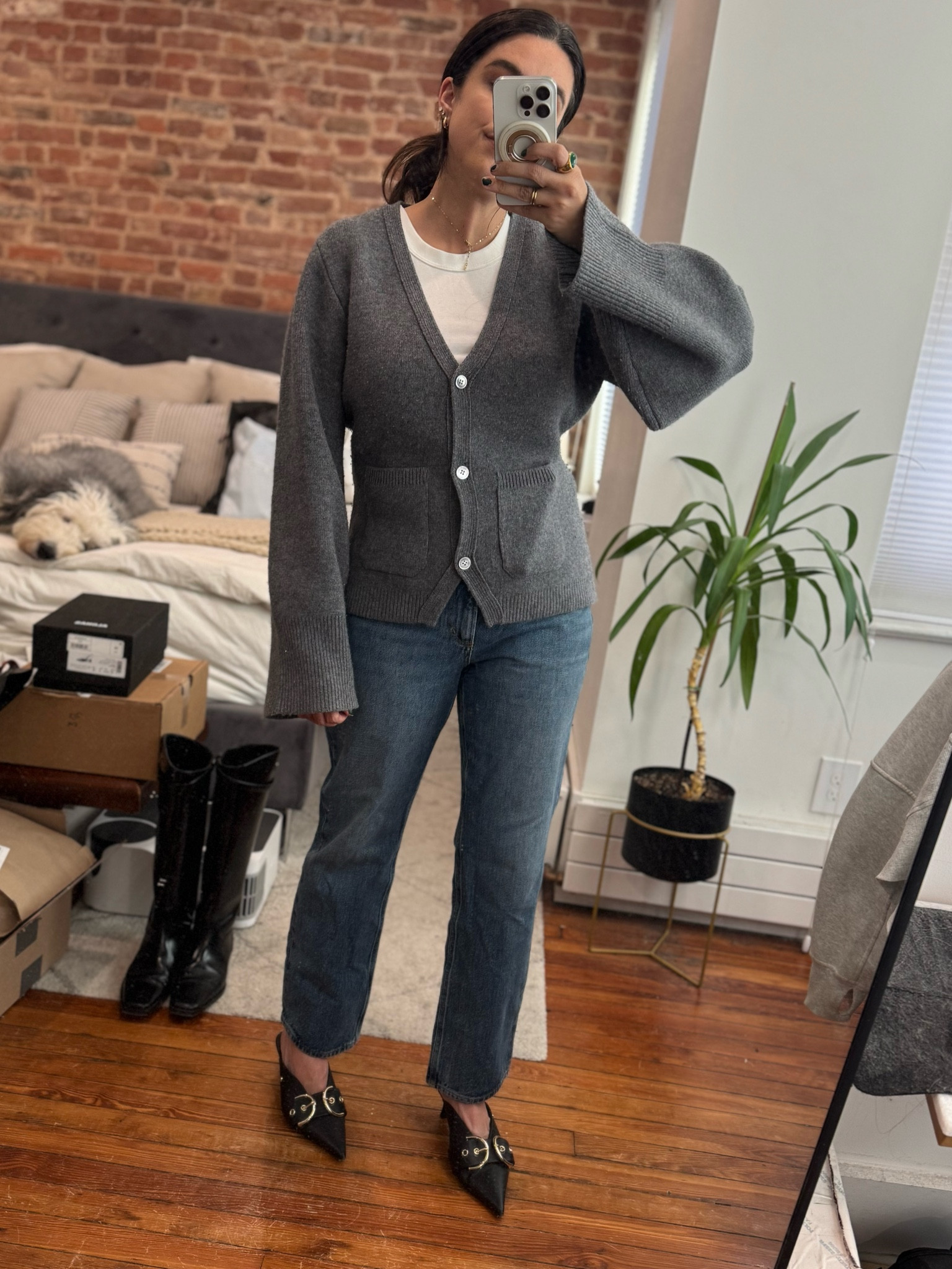 M in cardigan 
M in tank 
28 in denim 