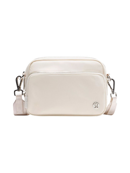 Everywhere Crossbody Bag 2L | Lululemon (US)