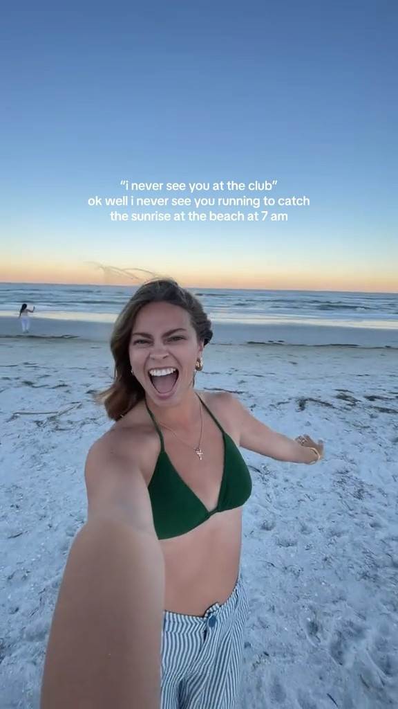 will never regret waking up early for thissss 🙂‍↕️😩 love this bikini from aerie 💚

#LTKFindsUnder100 #LTKSwim #LTKStyleTip