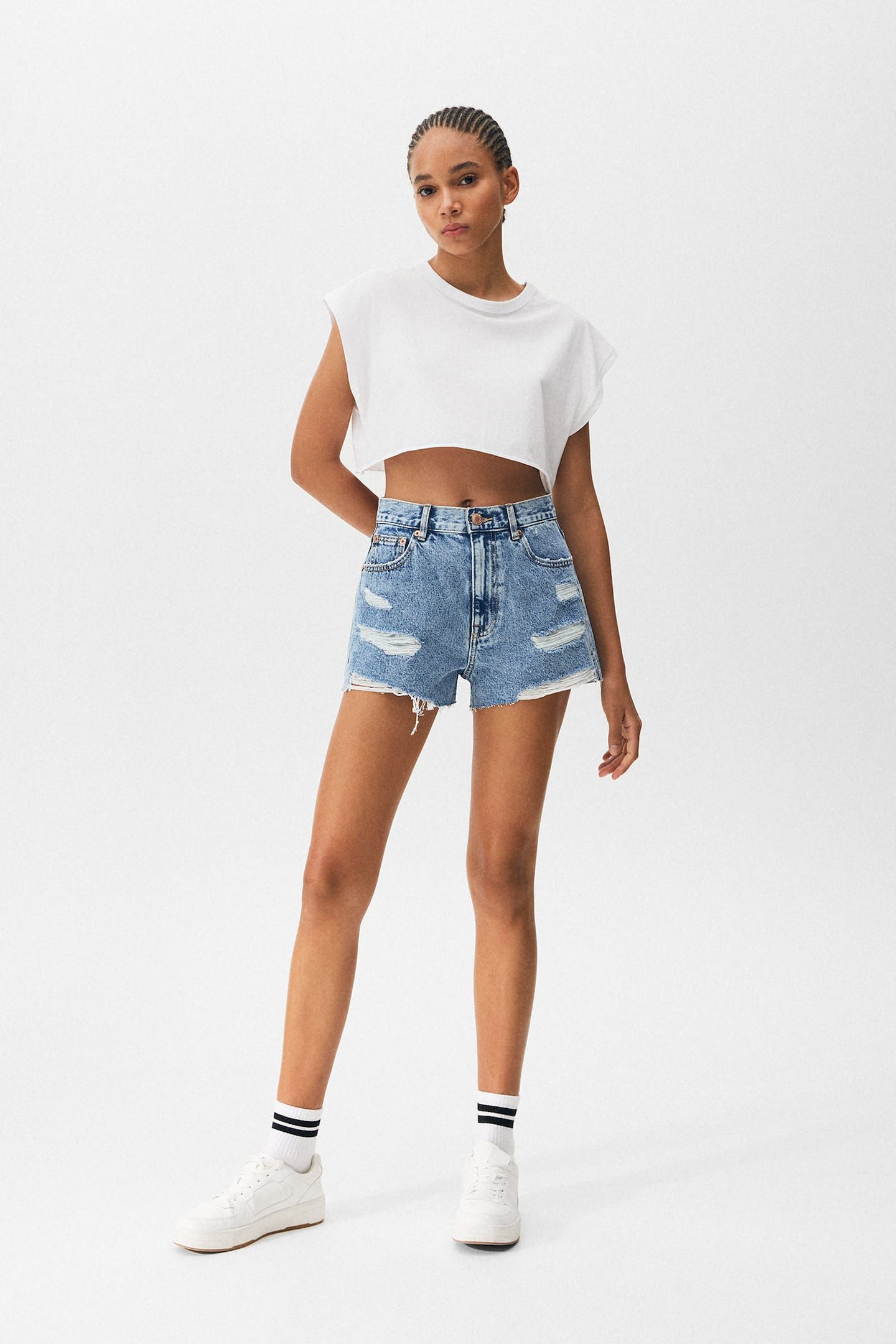 Mom fit ripped denim shorts | PULL and BEAR UK