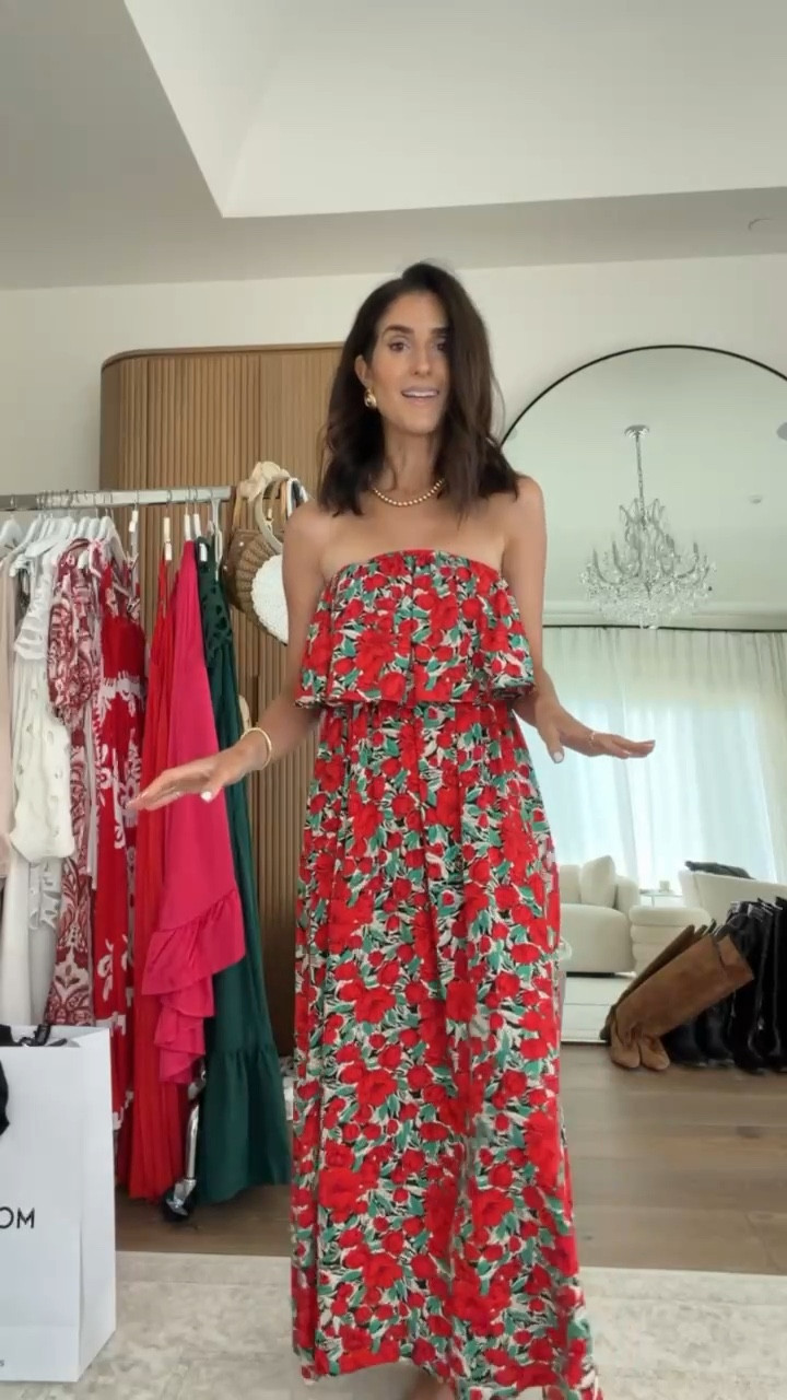 Absolutely love this red dress I also had to pick it up in blue! Im just shy of 5-7” wearing the size small #stylinbyaylin #aylin #dress #amazonfind

#LTKSeasonal #LTKTravel #LTKootd