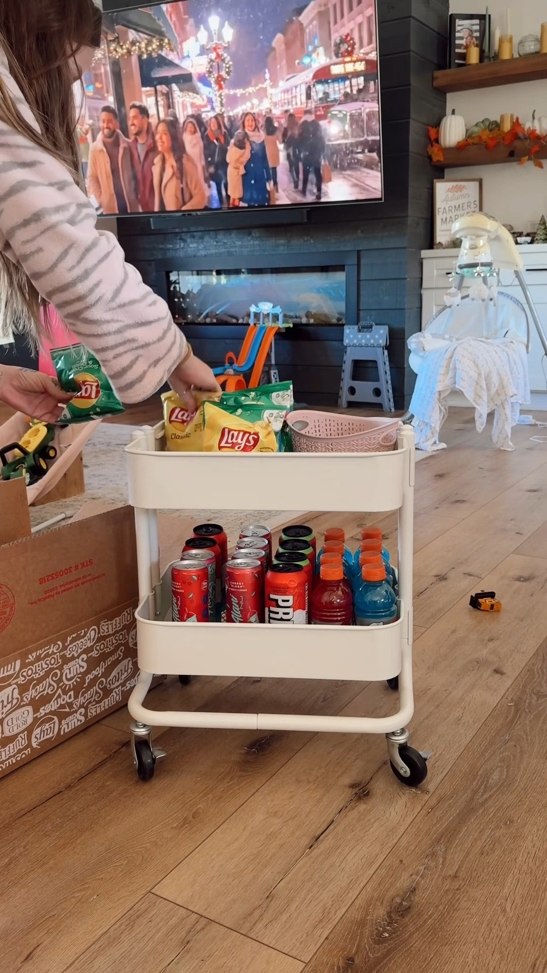 A little thank you for my delivery drivers! 💕 my driveway sucks balls and let’s be real… it’s not just during the holidays that I order way too much crap online. If I can NOT leave my house… I’m doing that 😂

#LTKHoliday