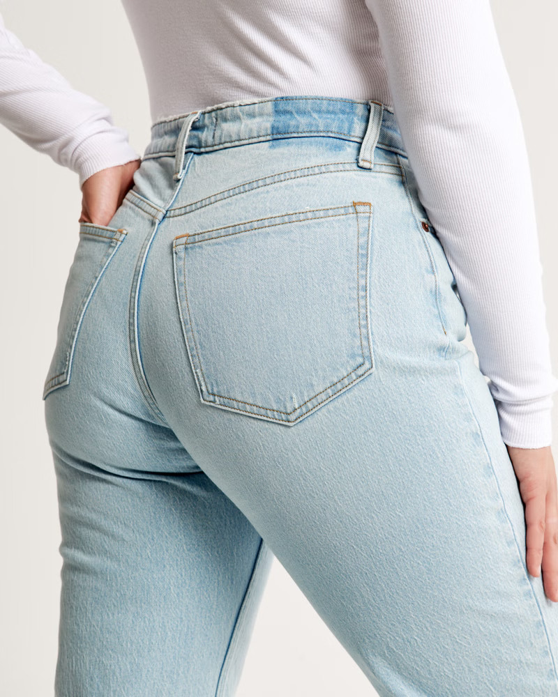 Curve Love High Rise 90s Relaxed Jean | Abercrombie & Fitch (US)