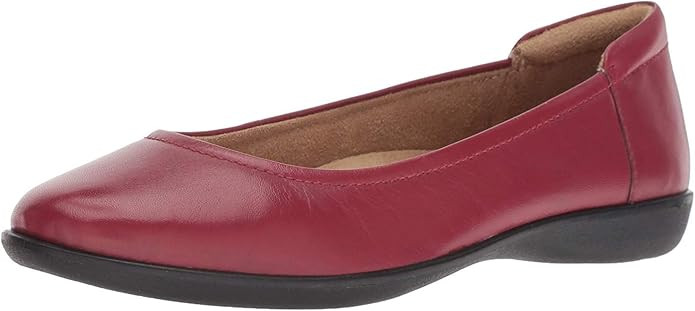 Naturalizer Women's Flexy Round Toe Ballet Flat | Amazon (US)