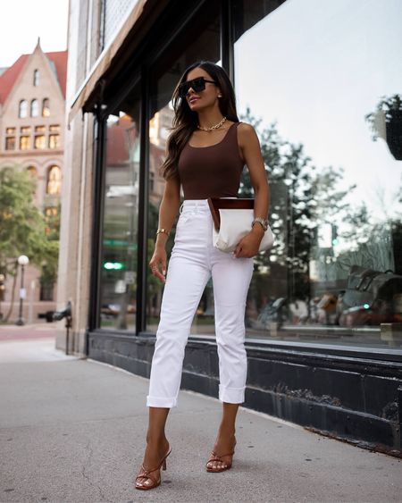 Spring outfit ideas
Brown bodysuit
Cropped white jeans
Strappy sandals 




#LTKfindsunder50 #LTKSeasonal #LTKfindsunder100