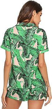 Floerns Women's Notch Collar Print Sleepwear Two Piece Pajama Set | Amazon (US)
