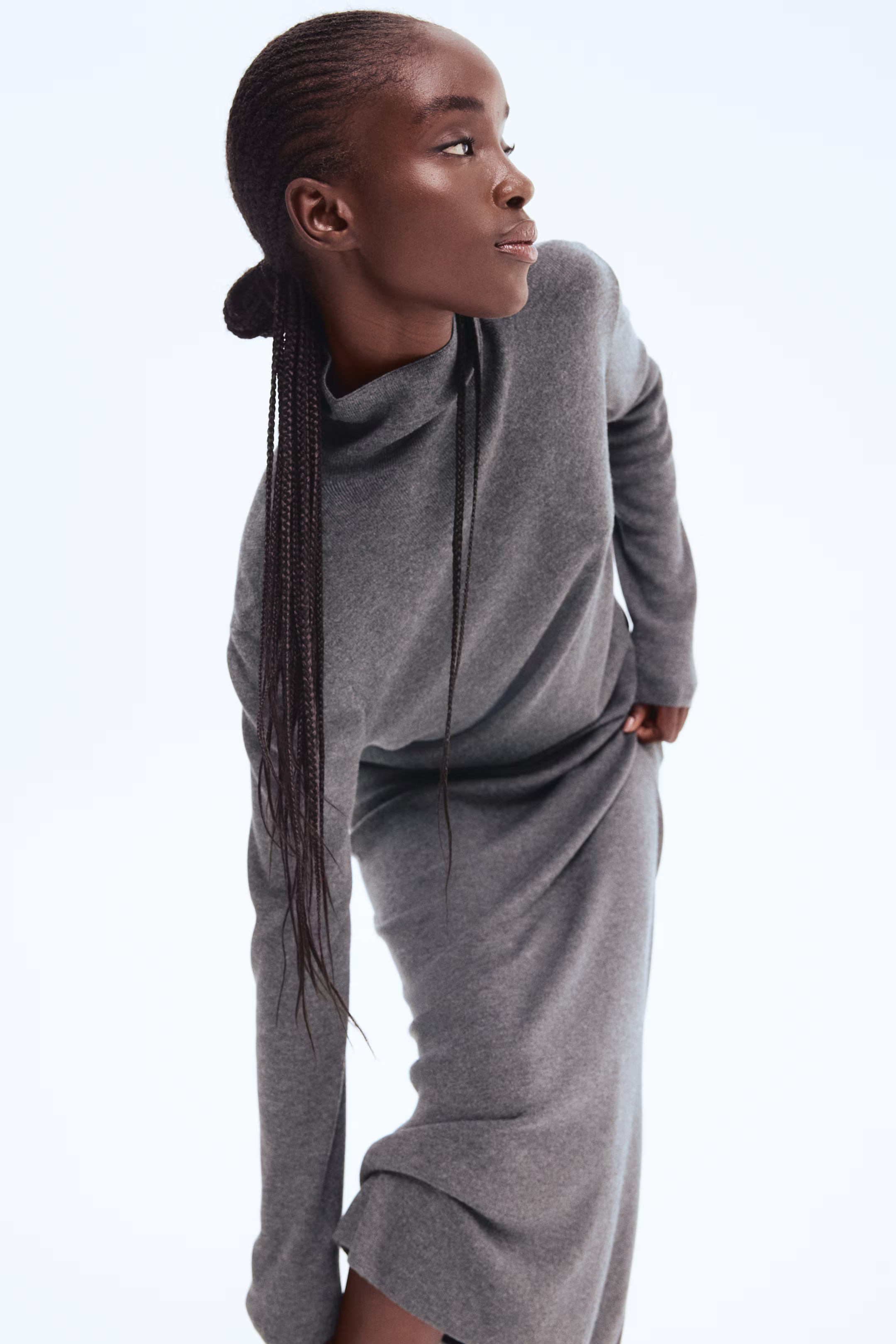 Fine-knit turtleneck top | H&M (UK, MY, IN, SG, PH, TW, HK)