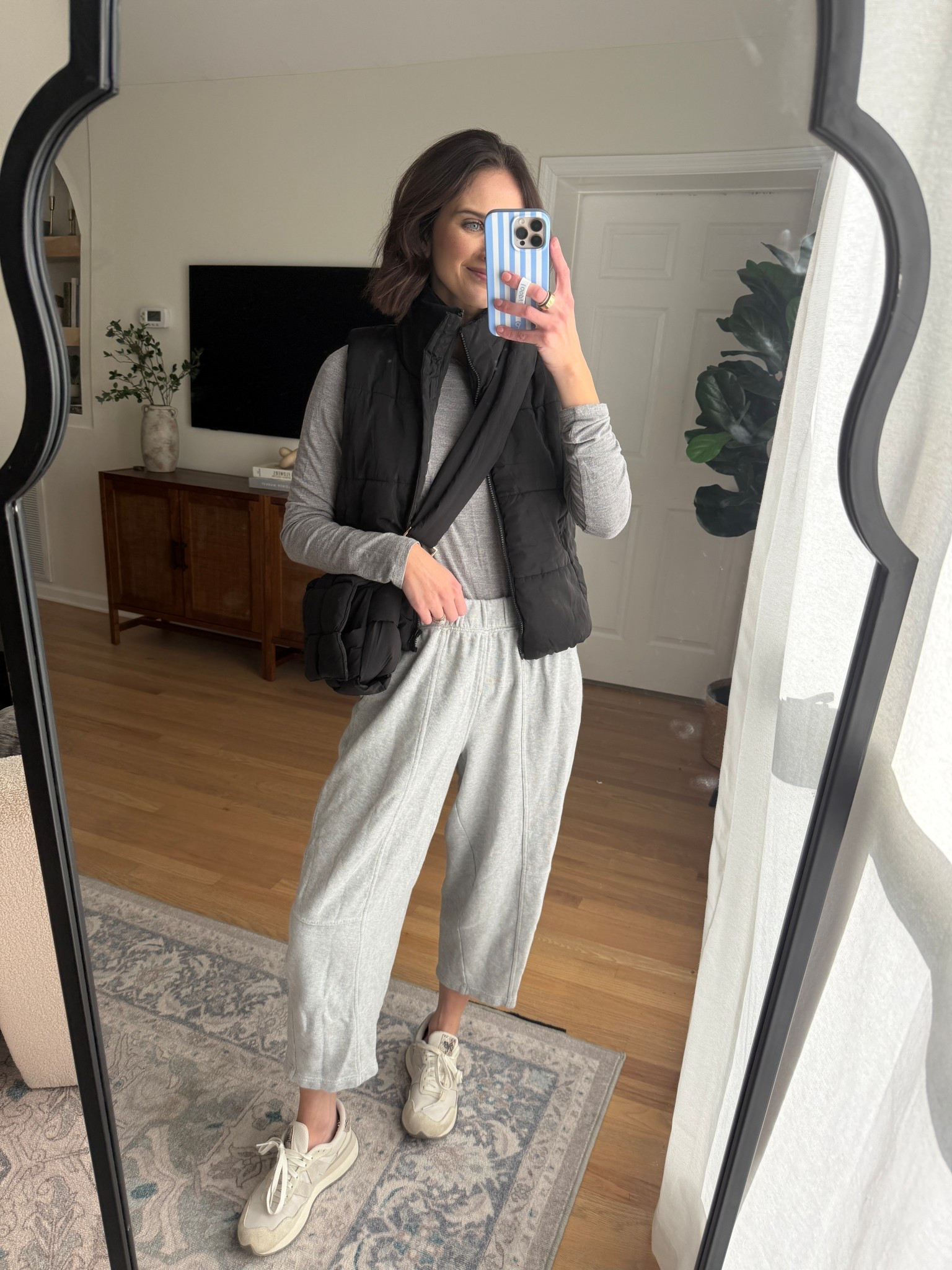 Black vest : wearing s
Gray sweatpants : wearing s
Black long sleeve: wearing s

Winter outfit // mom style // mom outfit 

#LTKSeasonal #LTKmomlife #LTKootd
