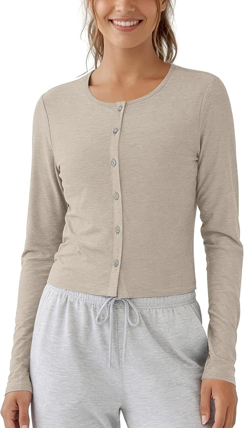 ODODOS Women's Cardigan - Ultra Soft odSTRATUM Tech Performance Long Sleeve Crop UPF 50+ Button D... | Amazon (US)