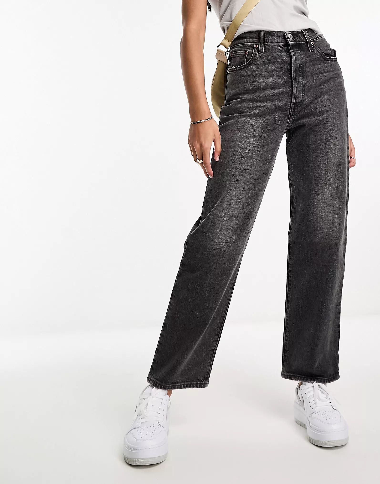 Levi's Ribcage straight ankle fit jean in light grey | ASOS (Global)