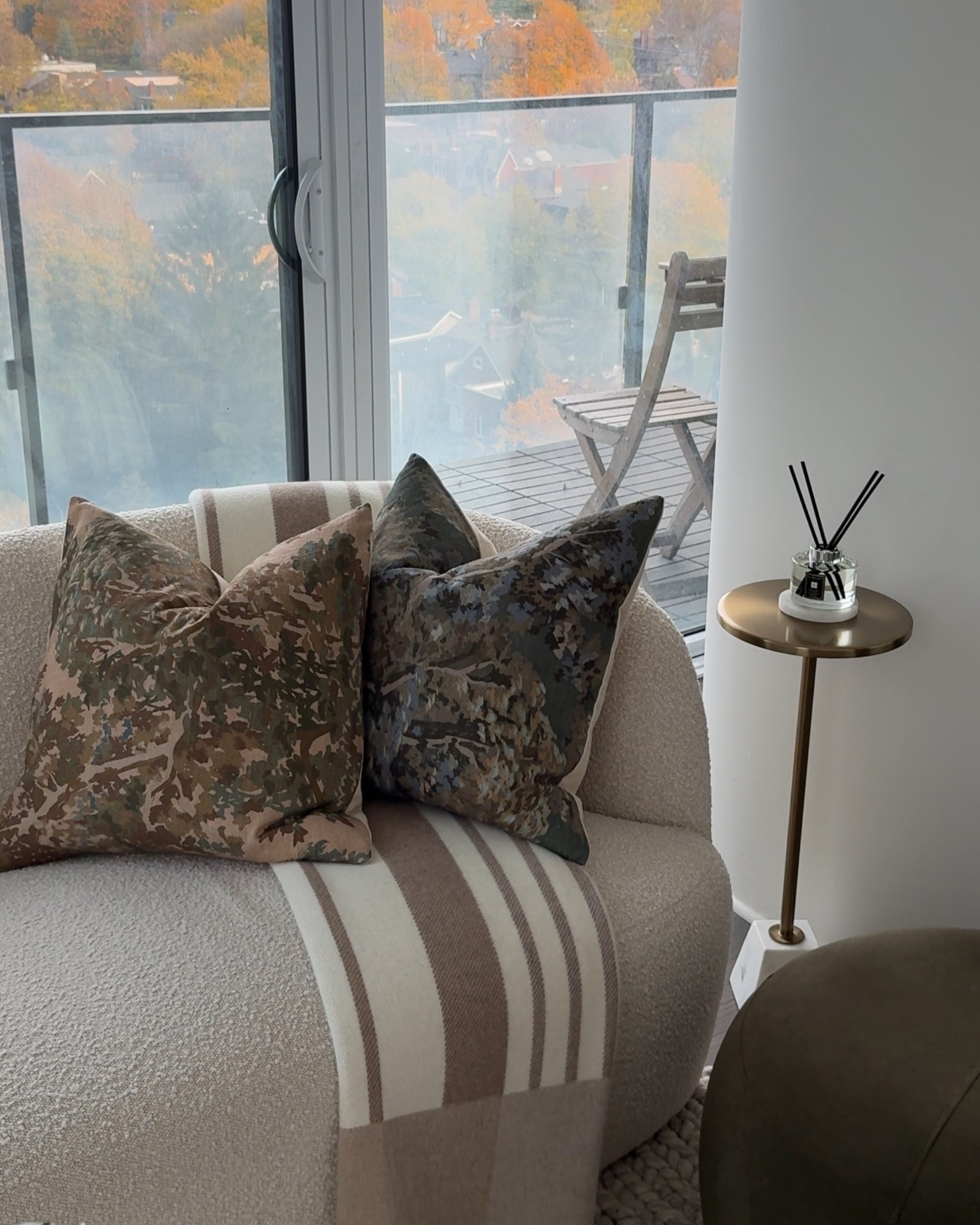 living room accessories ❤️