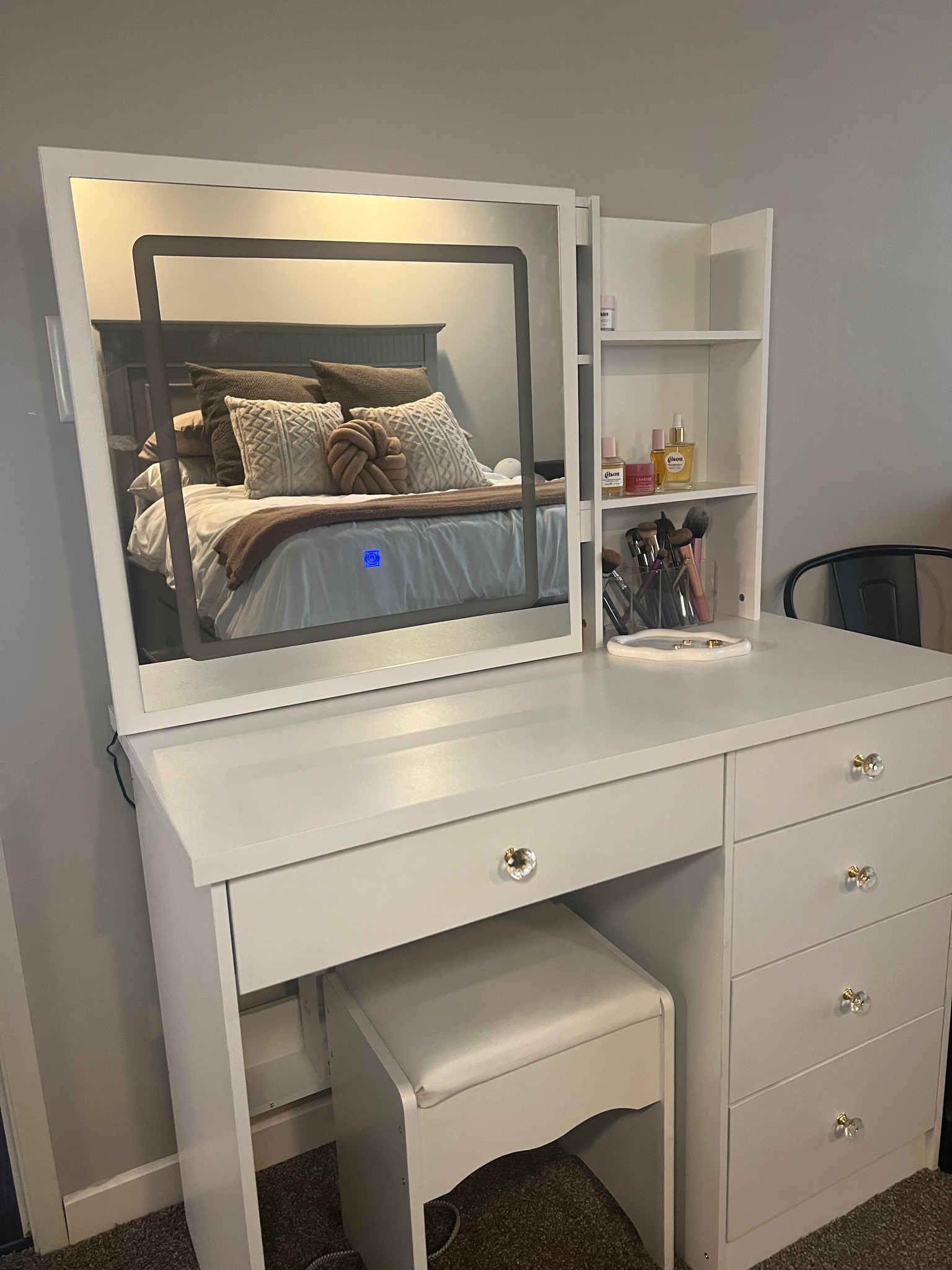 5-Drawers White Wood LED Push-Pull Mirror Makeup Vanity Set 