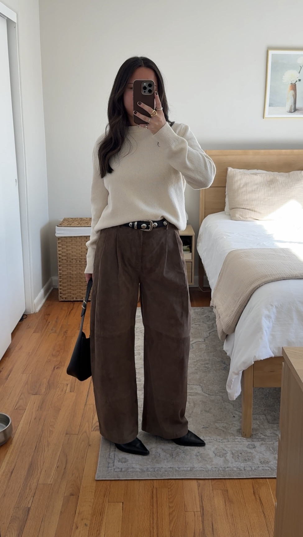 Pants: sis XS
sweater: size large