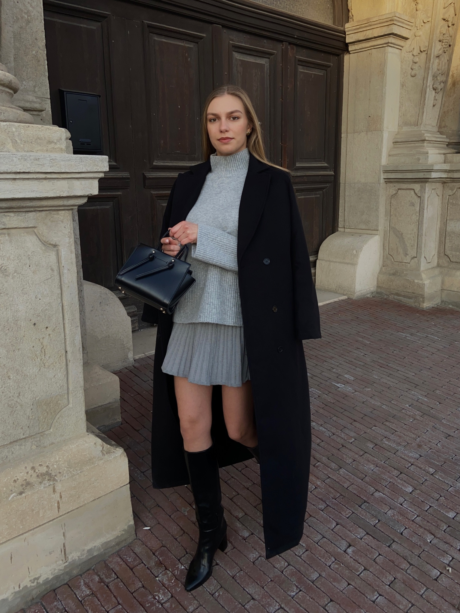 Pre-spring look 🩶 skirt: New Yorker, bag: Zara

#LTKshoecrush #LTKstyletip #LTKworkwear
