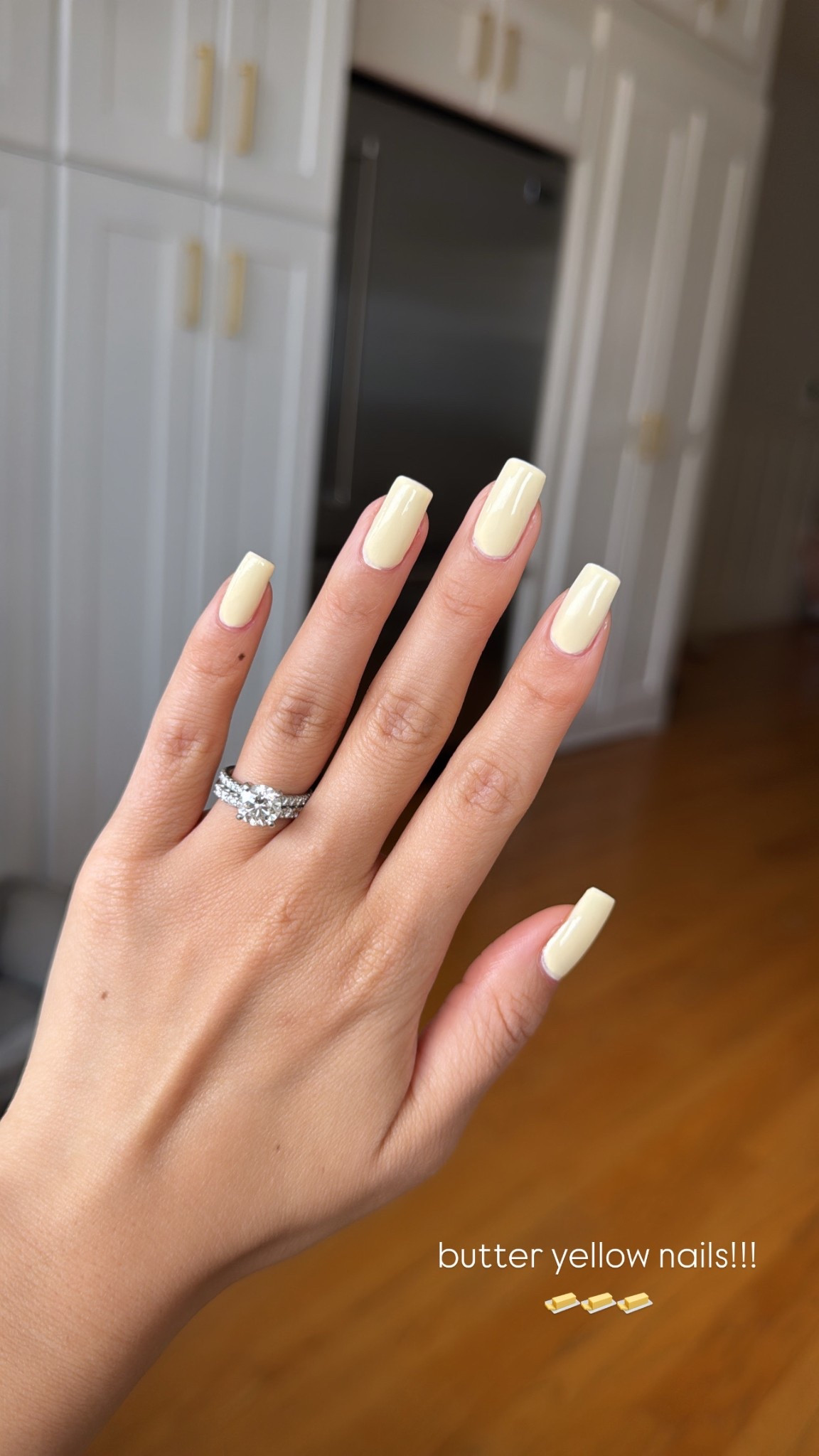 Butter yellow nails!! 🧈🧈🧈

Color is Essie atelier at the bay 

#LTKBeauty