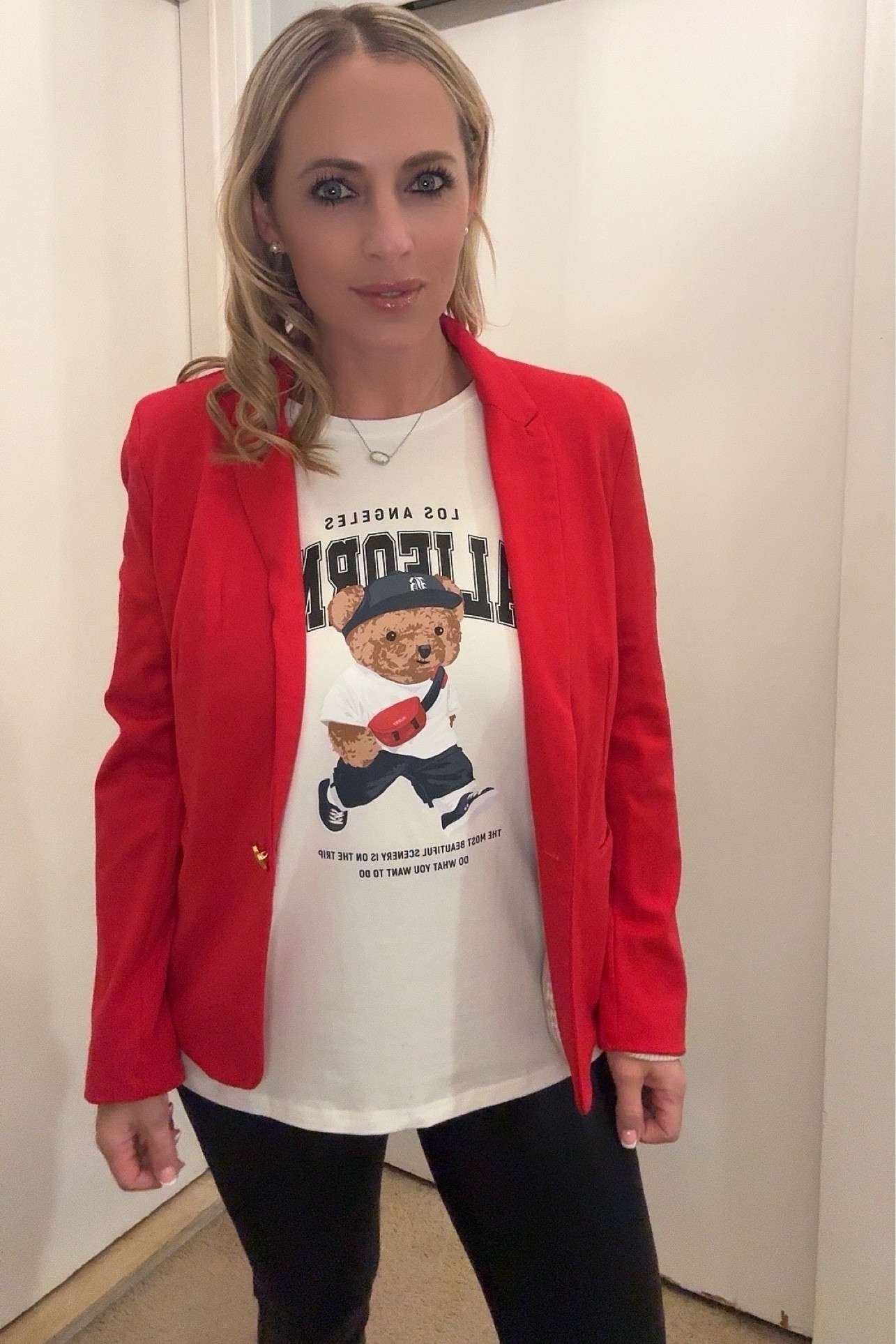 Work outfit. Business casual. Workwear. Blazer. Graphic T-shirt. Casual outfit. Sneakers. Teacher outfit. Gucci. Amazon fashion 



#LTKMidsize #LTKFindsUnder50 #LTKWorkwear