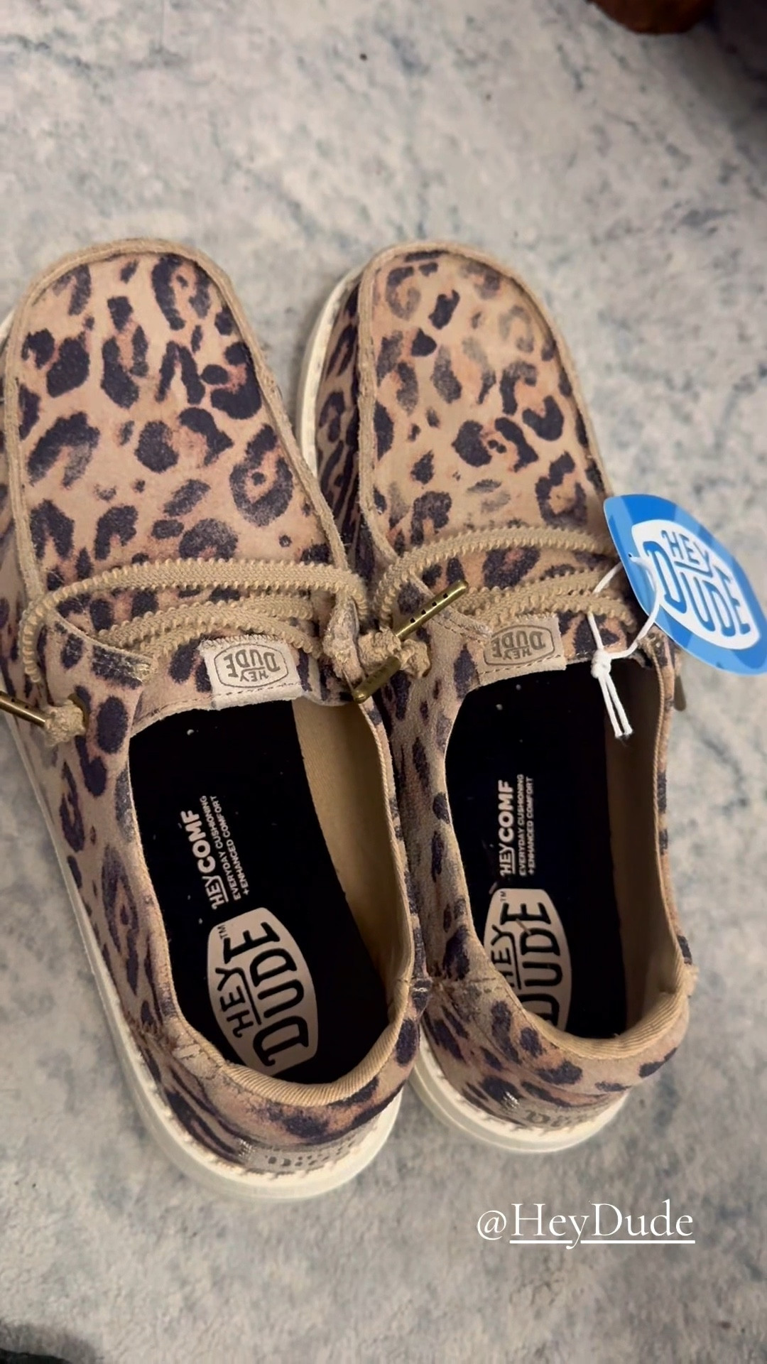 HEYDUDE 🤎
Wendy Craft Suede
Taupe Leopard

#heydude #heydudepartner

#LTKSpringSale #LTKootd #LTKSaleAlert