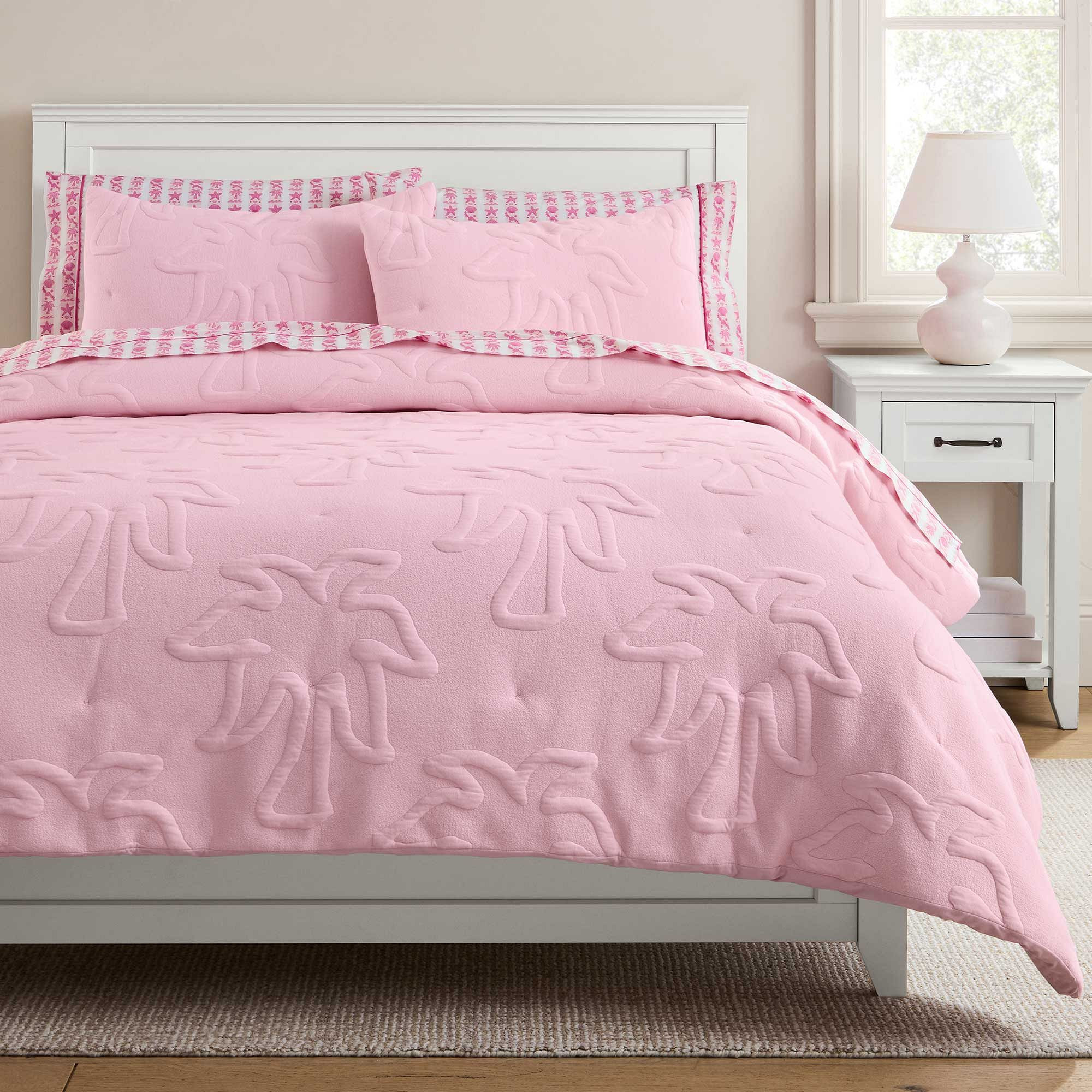 Pink Palm Puff Cloud Quilt | Pottery Barn Teen