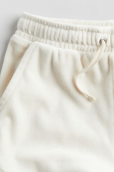 Velour Pull-on Shorts | H&M (US + CA)