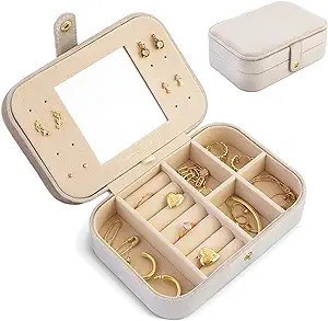 Benevolence LA Plush Velvet Travel Jewelry Storage Box | Travel Jewelry Organizer, Travel Jewelry... | Amazon (US)