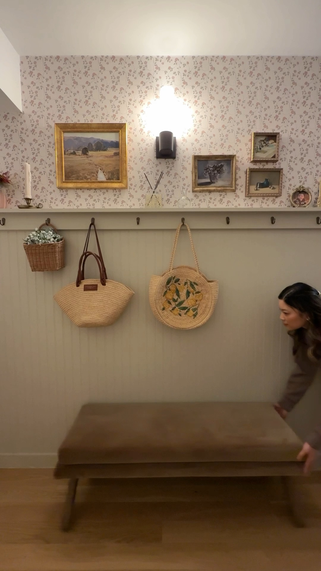 Entryway links! Paint is benjamin moore lace handkerchief

#LTKHome