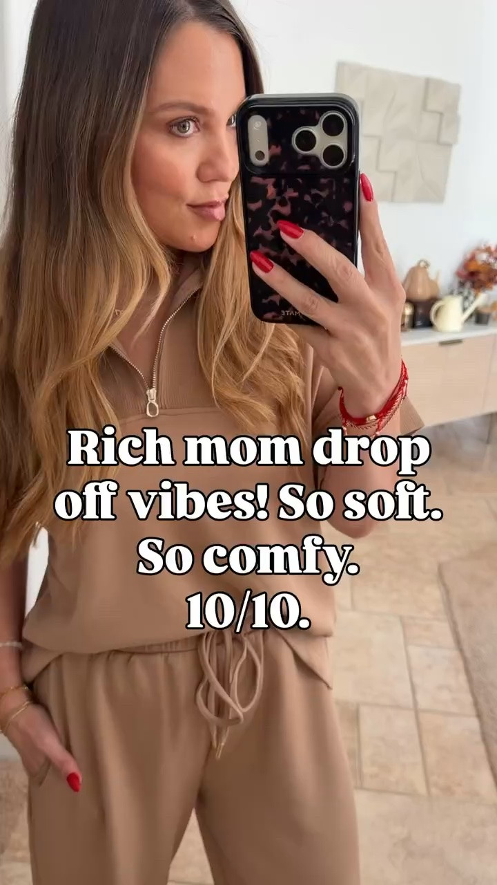 One of the most comfortable sets I have ever worn. Perfect for drop off or running errands! 

Ash sizes:
Height: 5’6”
Weight: 140lbs
Tops: medium
Pants: 6, medium, 28

#LTKootd #LTKmomlife